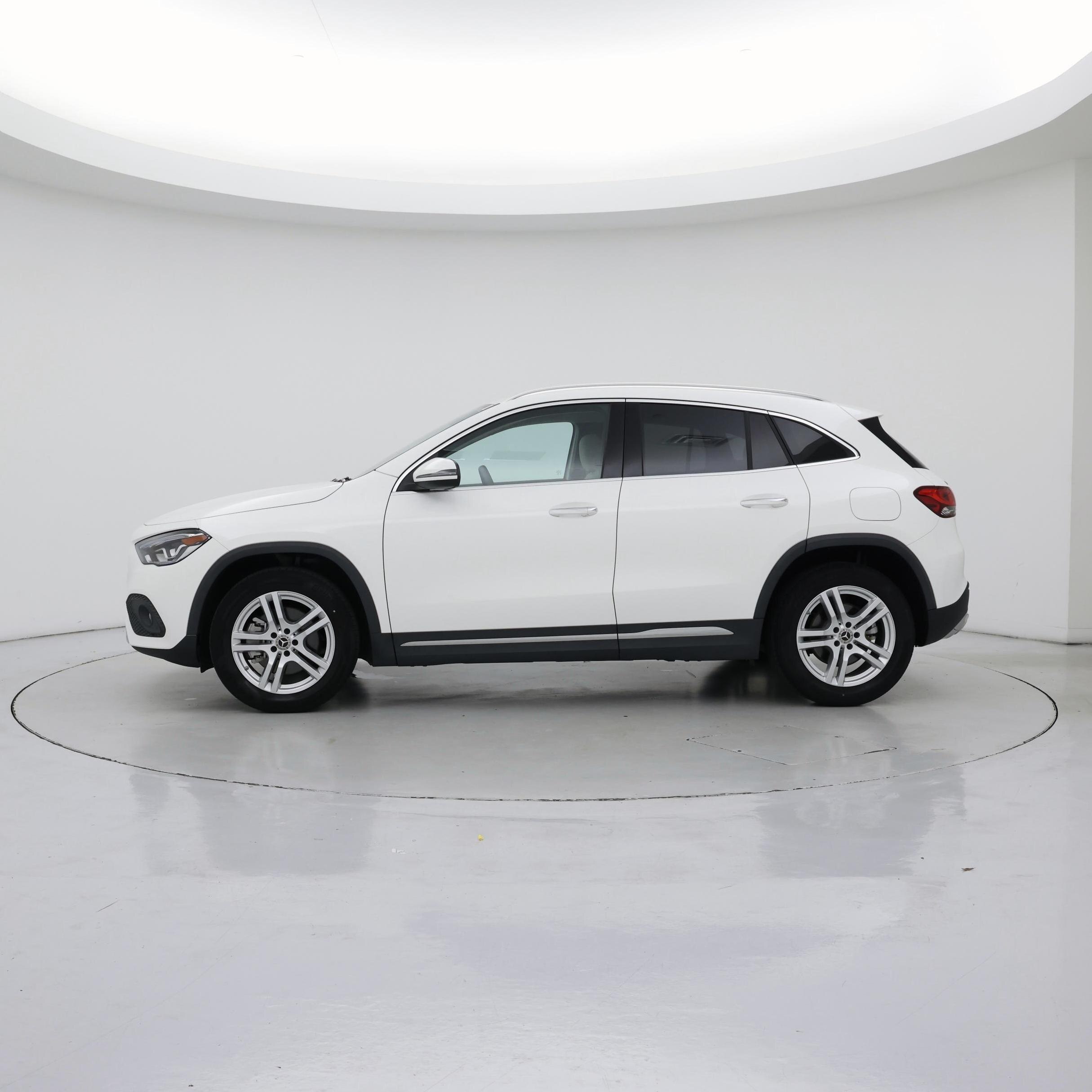 Thumbnail: 2022 Mercedes-Benz GLA - 3