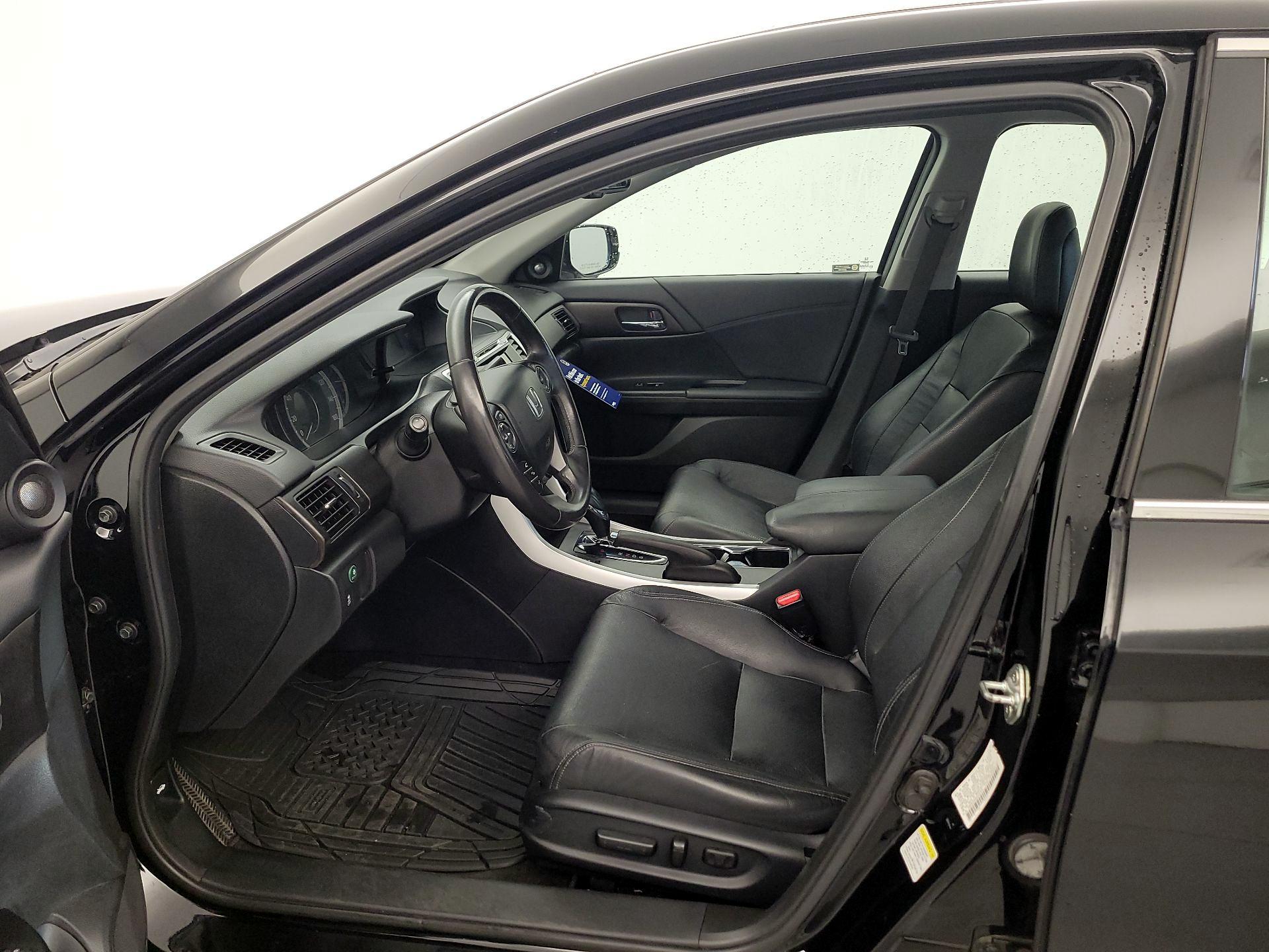 Thumbnail: 2015 Honda Accord - 11