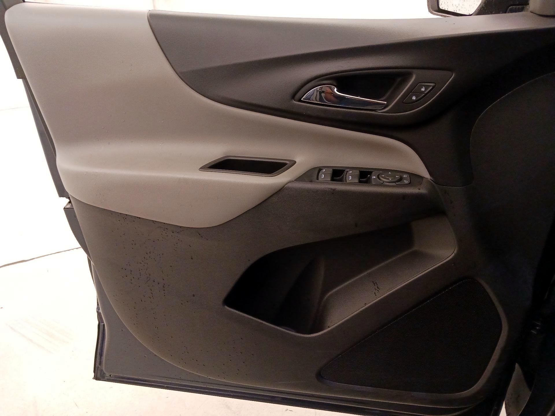 Thumbnail: 2019 Chevrolet Equinox - 12