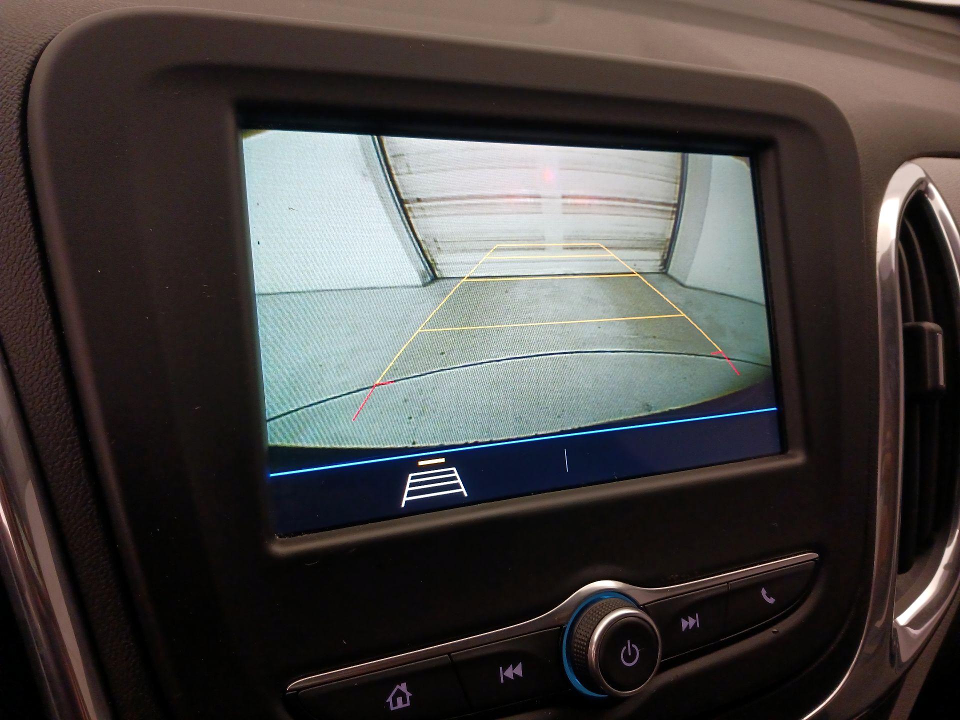 Thumbnail: 2019 Chevrolet Equinox - 14