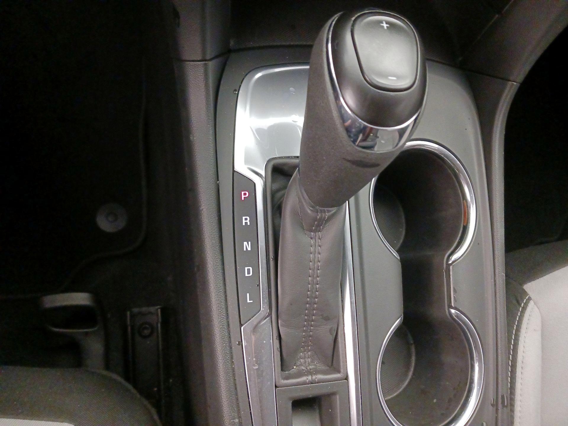 Thumbnail: 2019 Chevrolet Equinox - 17