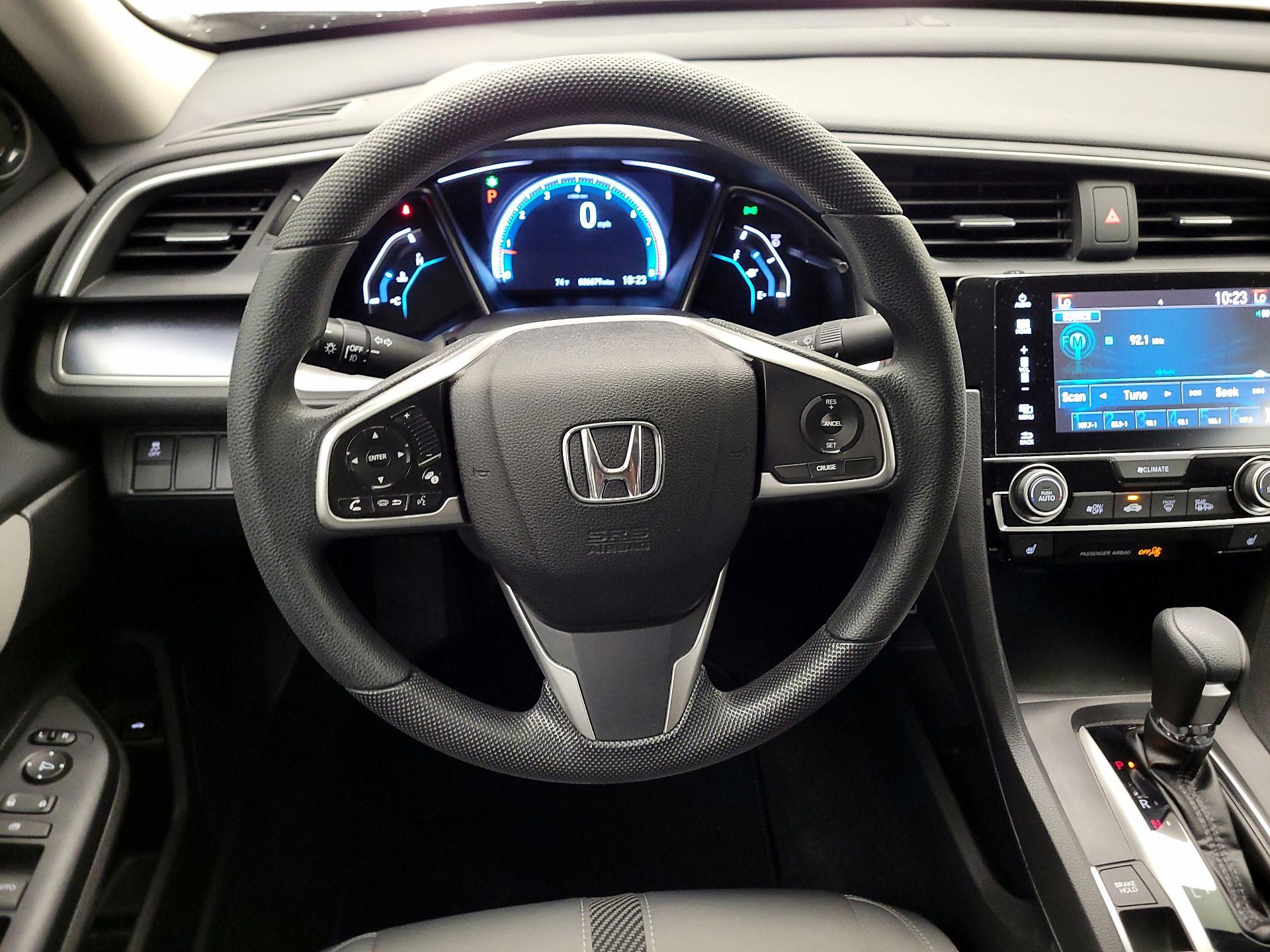 Thumbnail: 2016 Honda Civic - 10