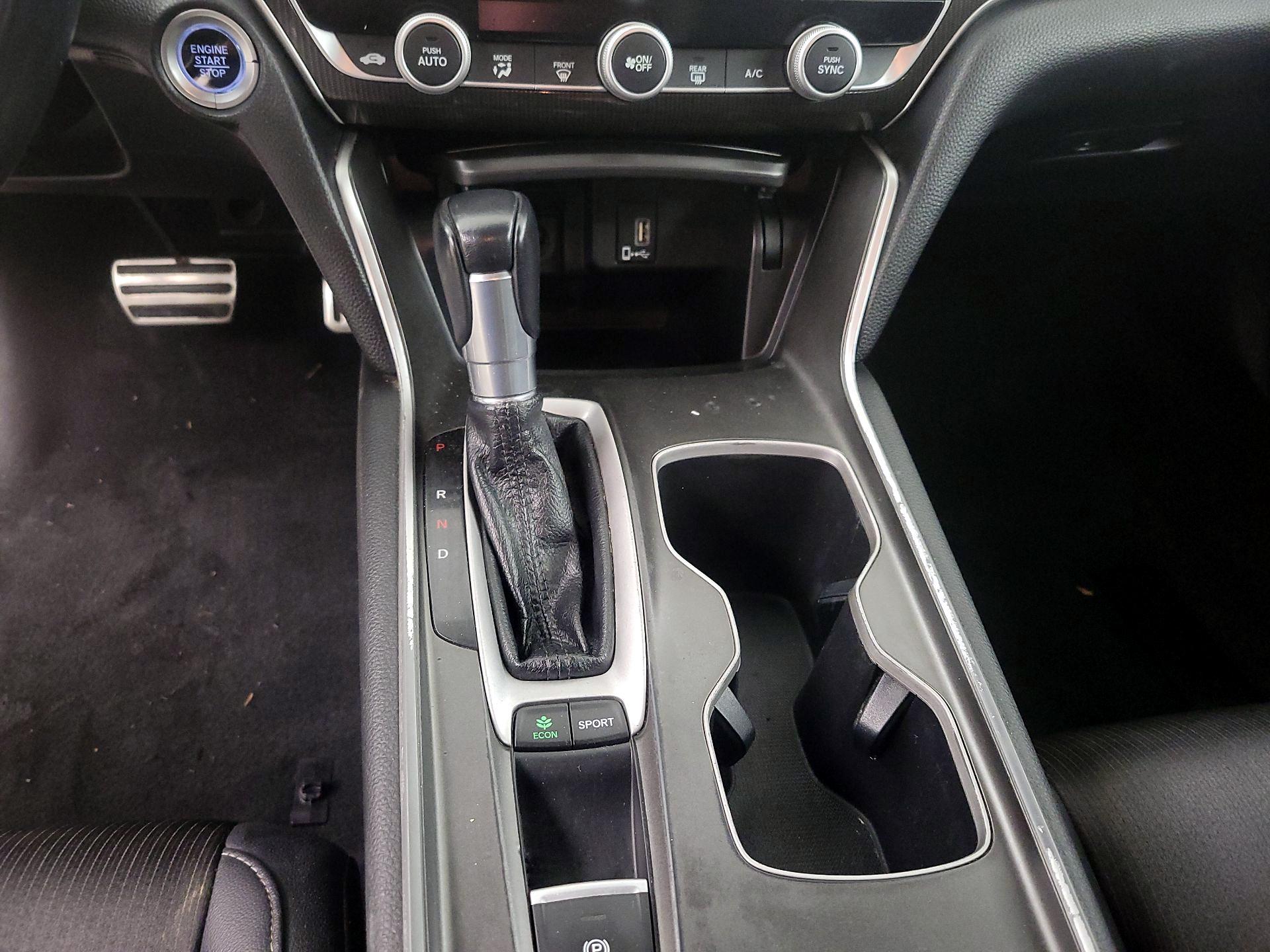 Thumbnail: 2019 Honda Accord - 17