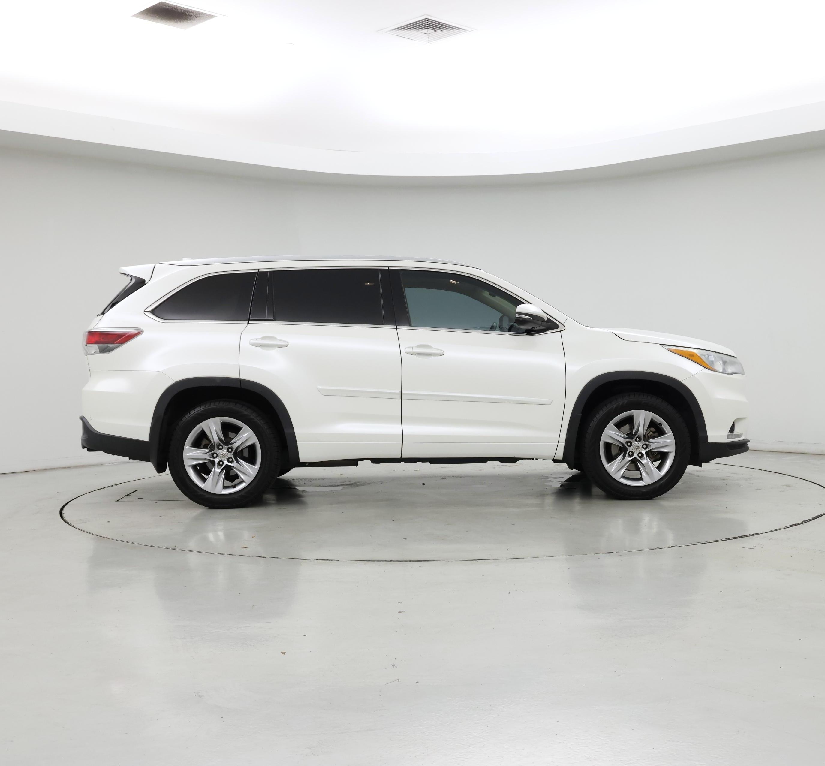 Thumbnail: 2014 Toyota Highlander - 7