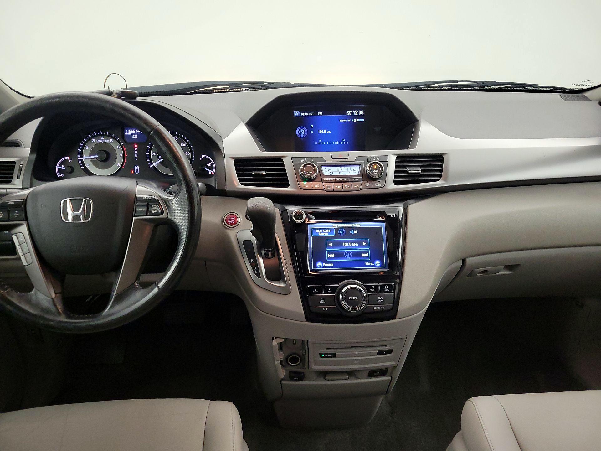 Thumbnail: 2015 Honda Odyssey - 9