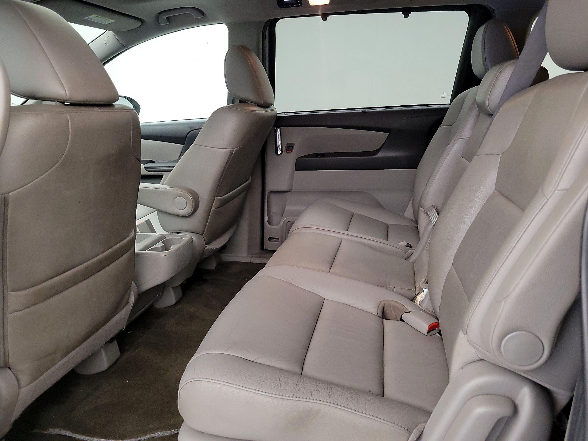 Thumbnail: 2015 Honda Odyssey - 20