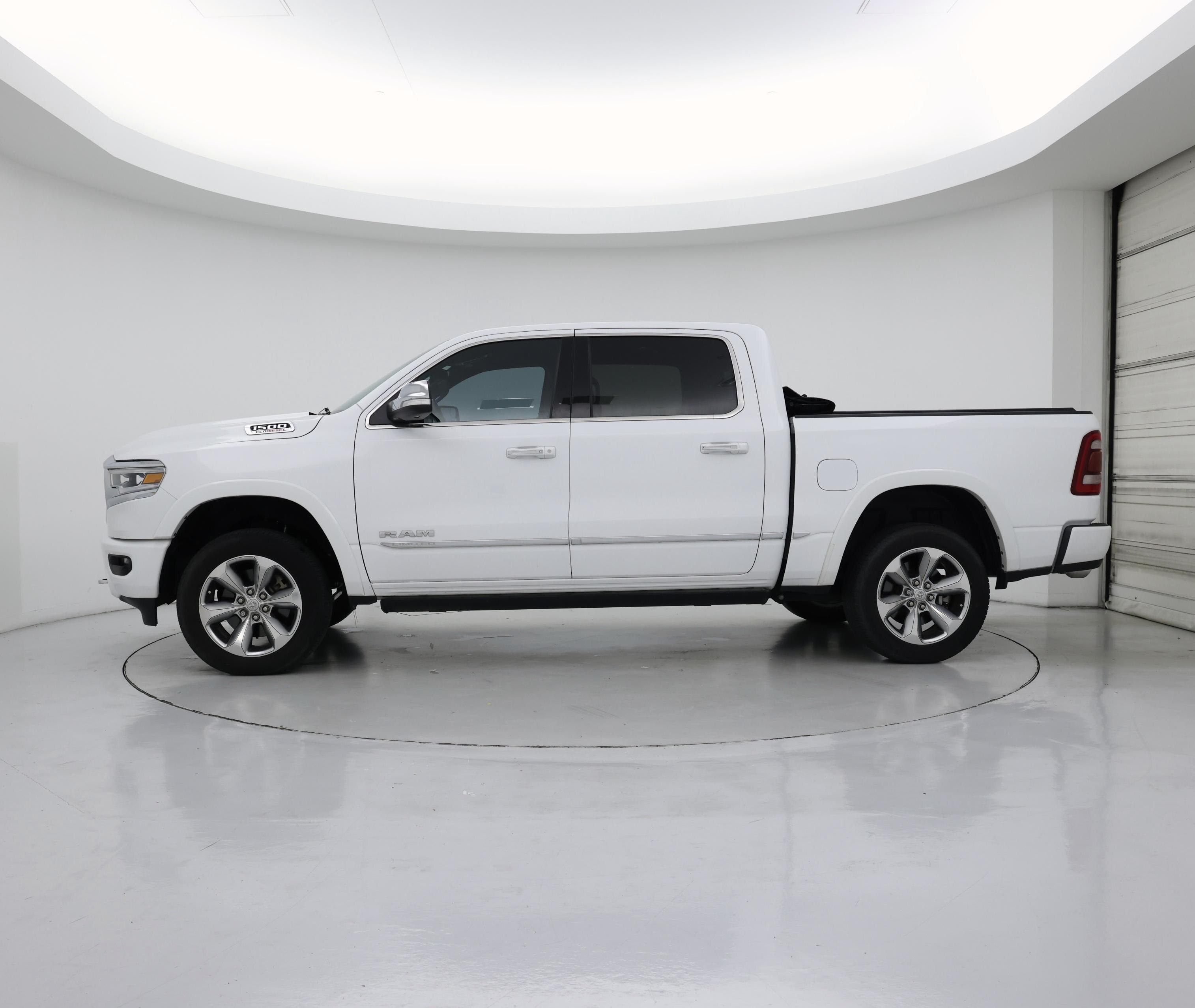 Thumbnail: 2022 RAM 1500 - 3