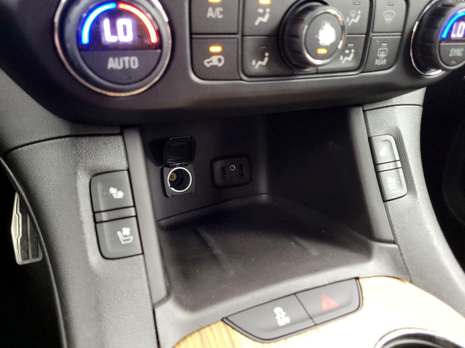 Thumbnail: 2017 GMC Acadia - 18