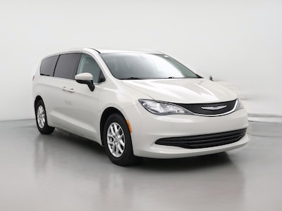 Gray 2017 Chrysler Pacifica Touring Plus