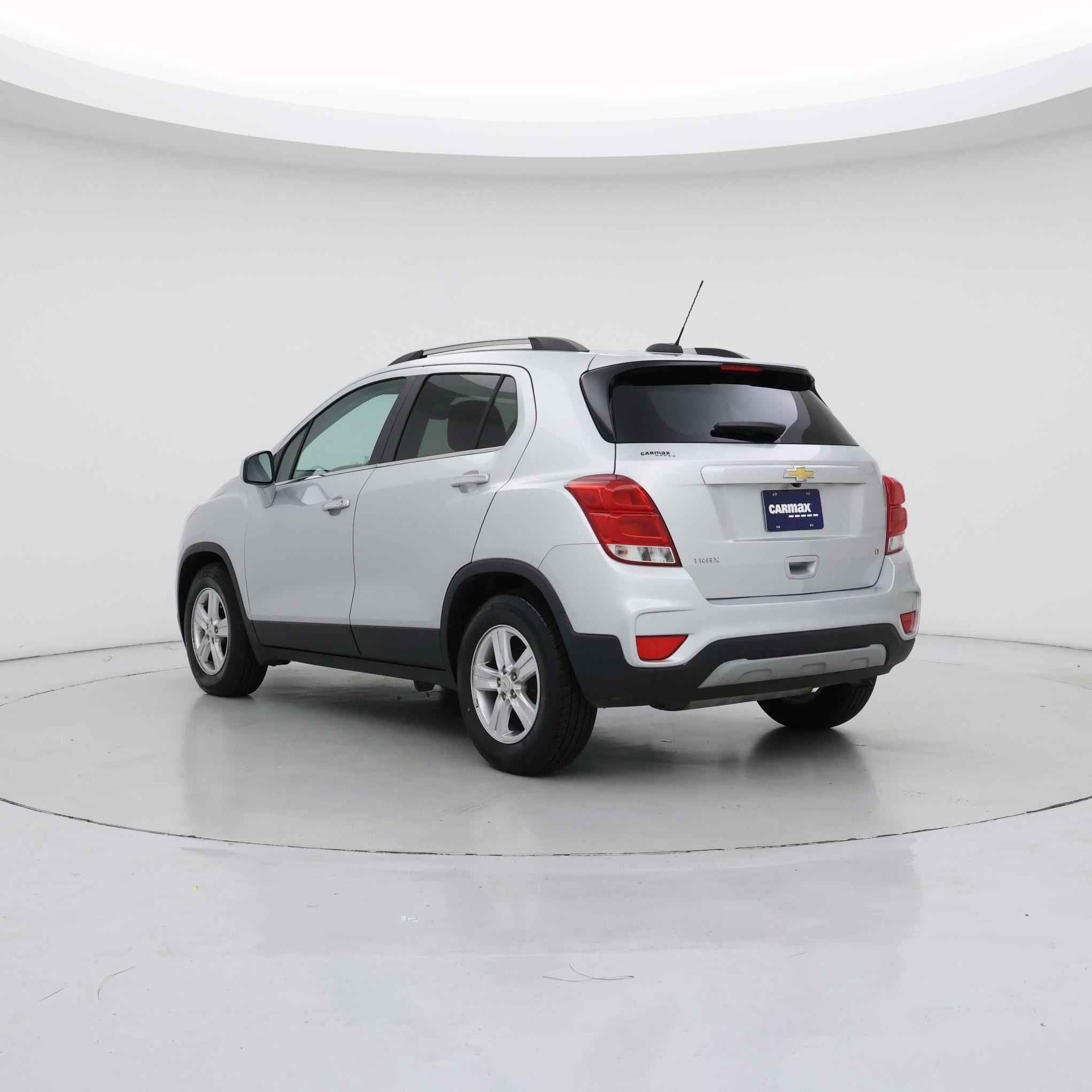 Thumbnail: 2019 Chevrolet Trax - 2