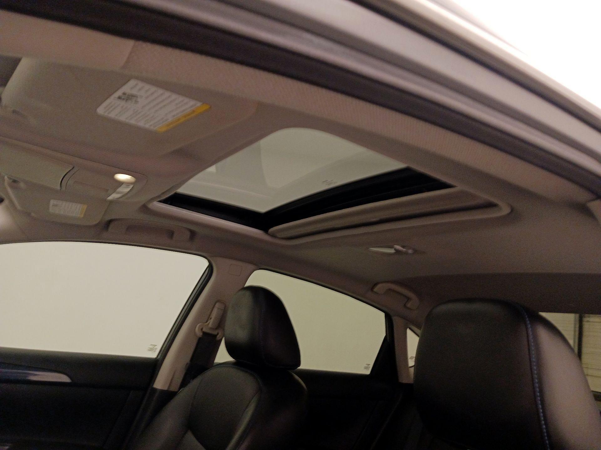 Thumbnail: 2019 Nissan Sentra - 19
