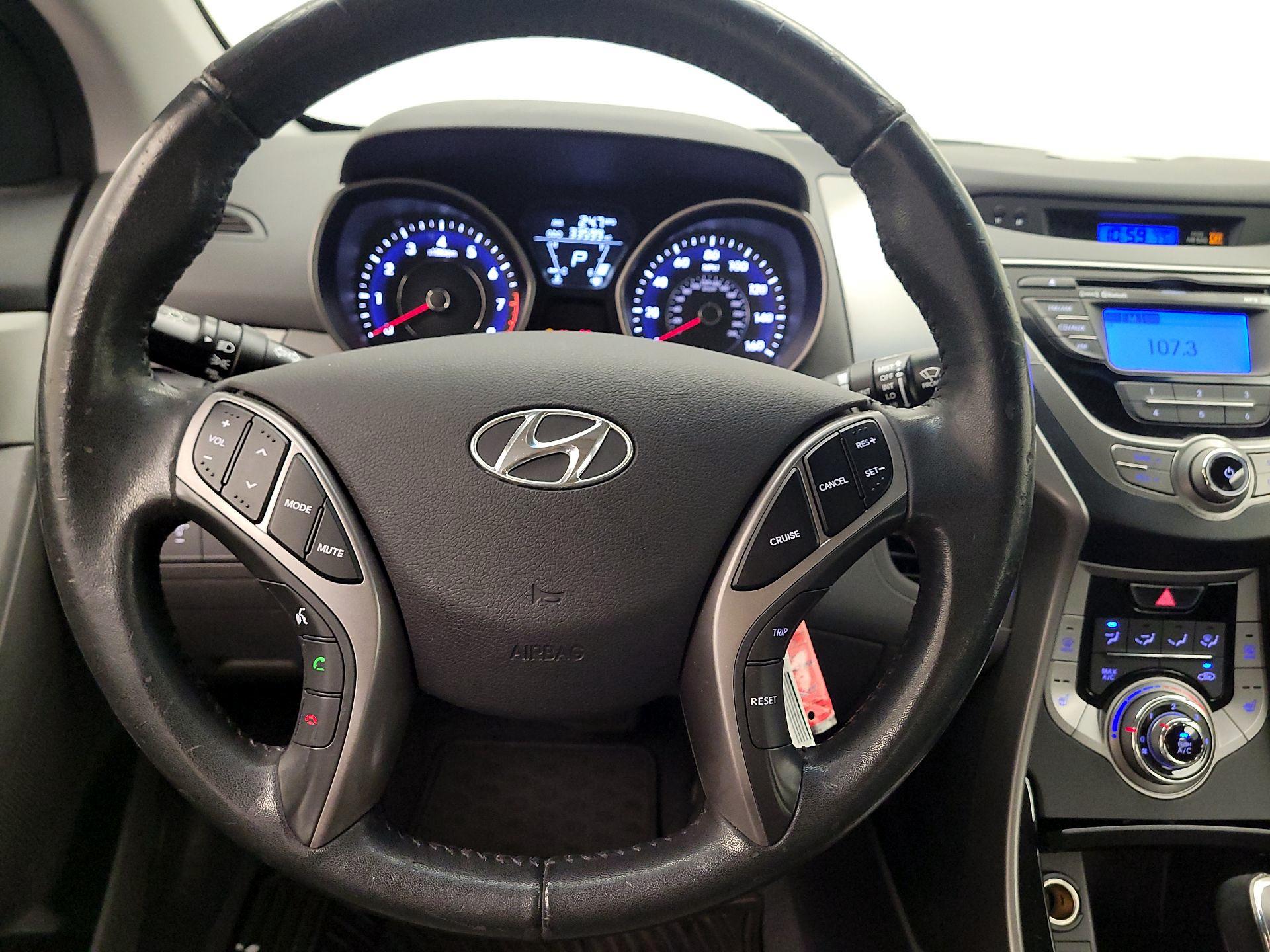 Thumbnail: 2013 Hyundai Elantra - 10