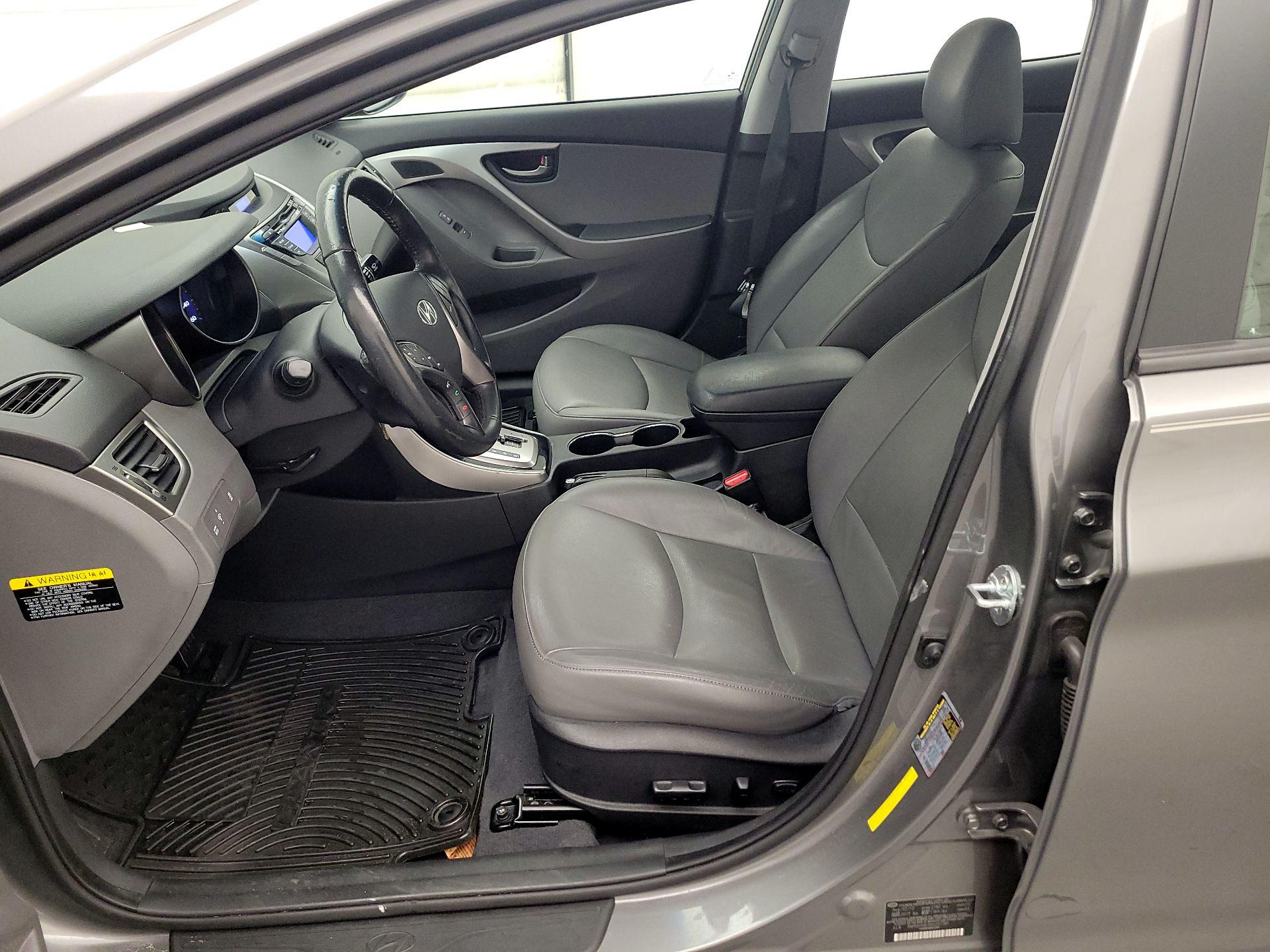 Thumbnail: 2013 Hyundai Elantra - 11