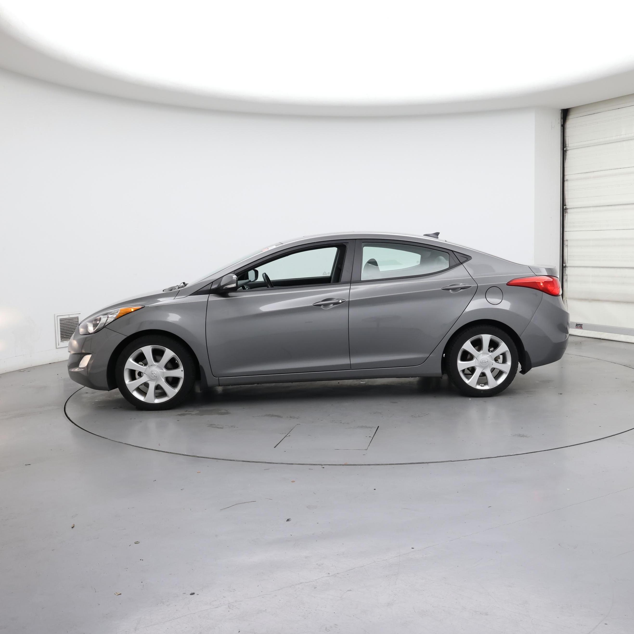 Thumbnail: 2013 Hyundai Elantra - 3