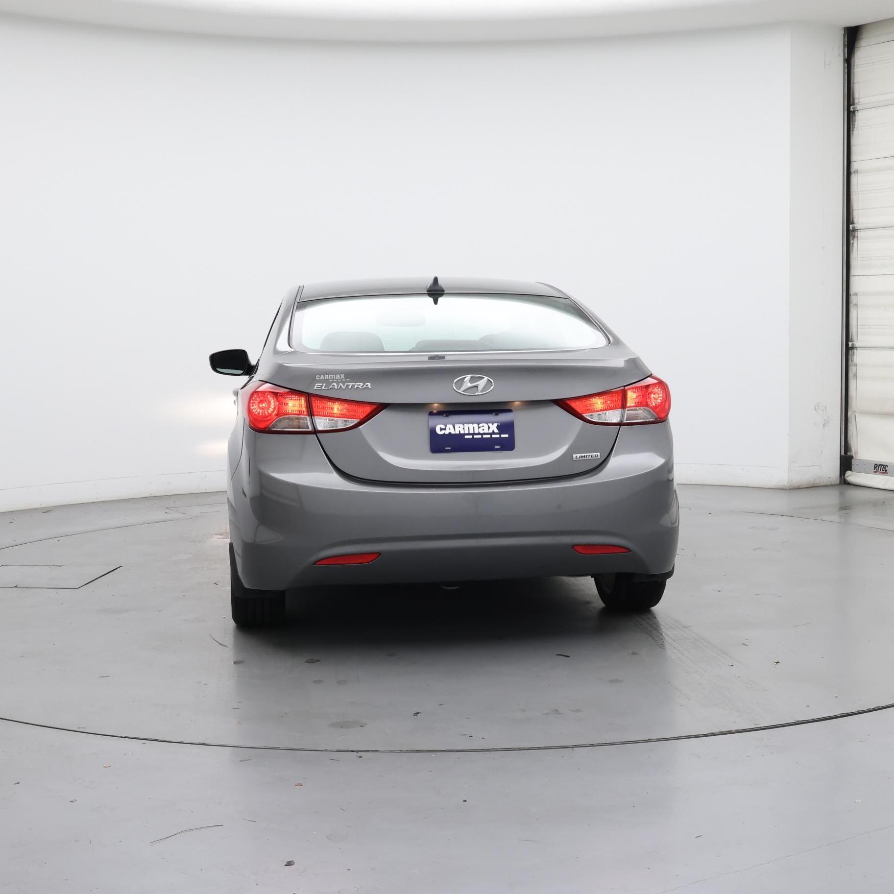Thumbnail: 2013 Hyundai Elantra - 6