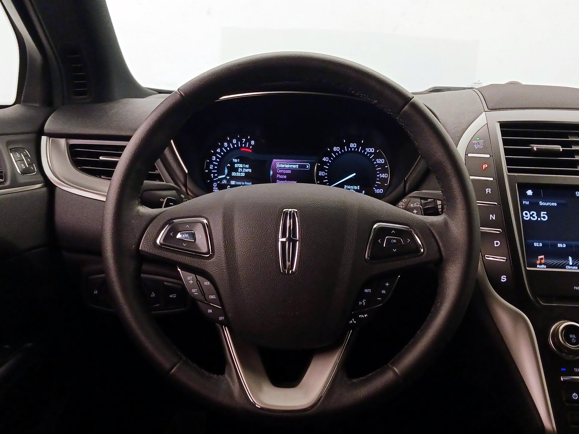 Thumbnail: 2019 Lincoln MKC - 10