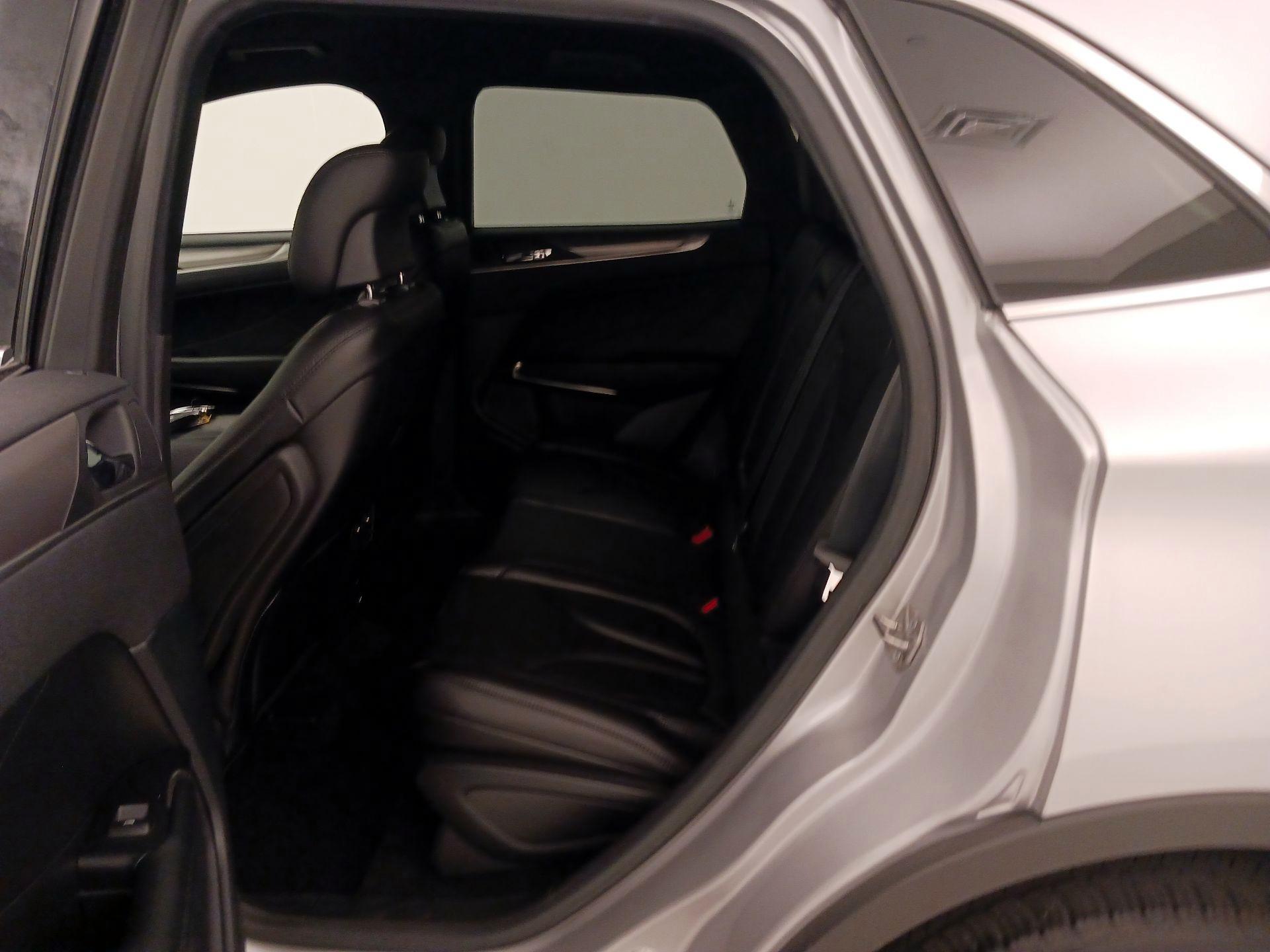 Thumbnail: 2019 Lincoln MKC - 19