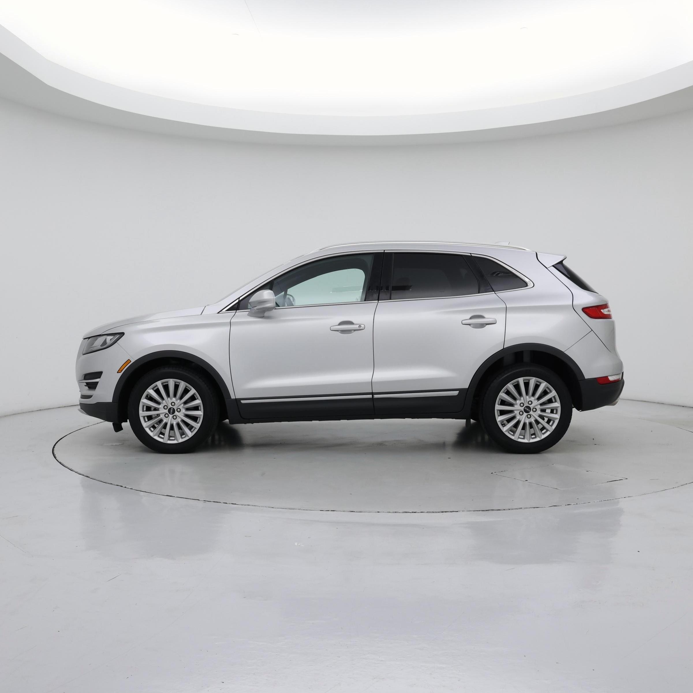Thumbnail: 2019 Lincoln MKC - 3