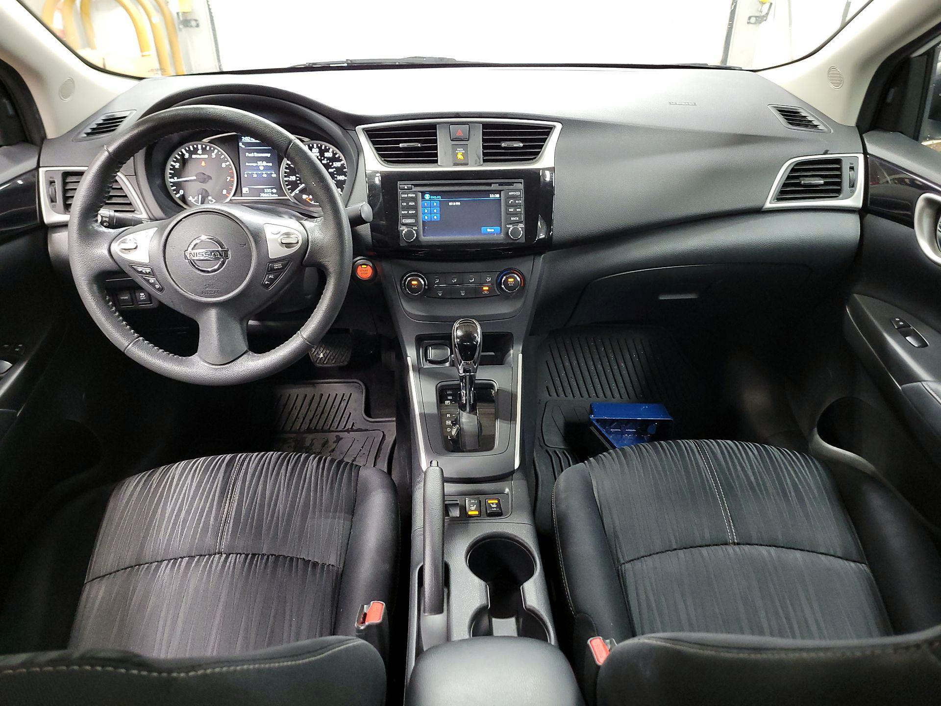 Thumbnail: 2017 Nissan Sentra - 9