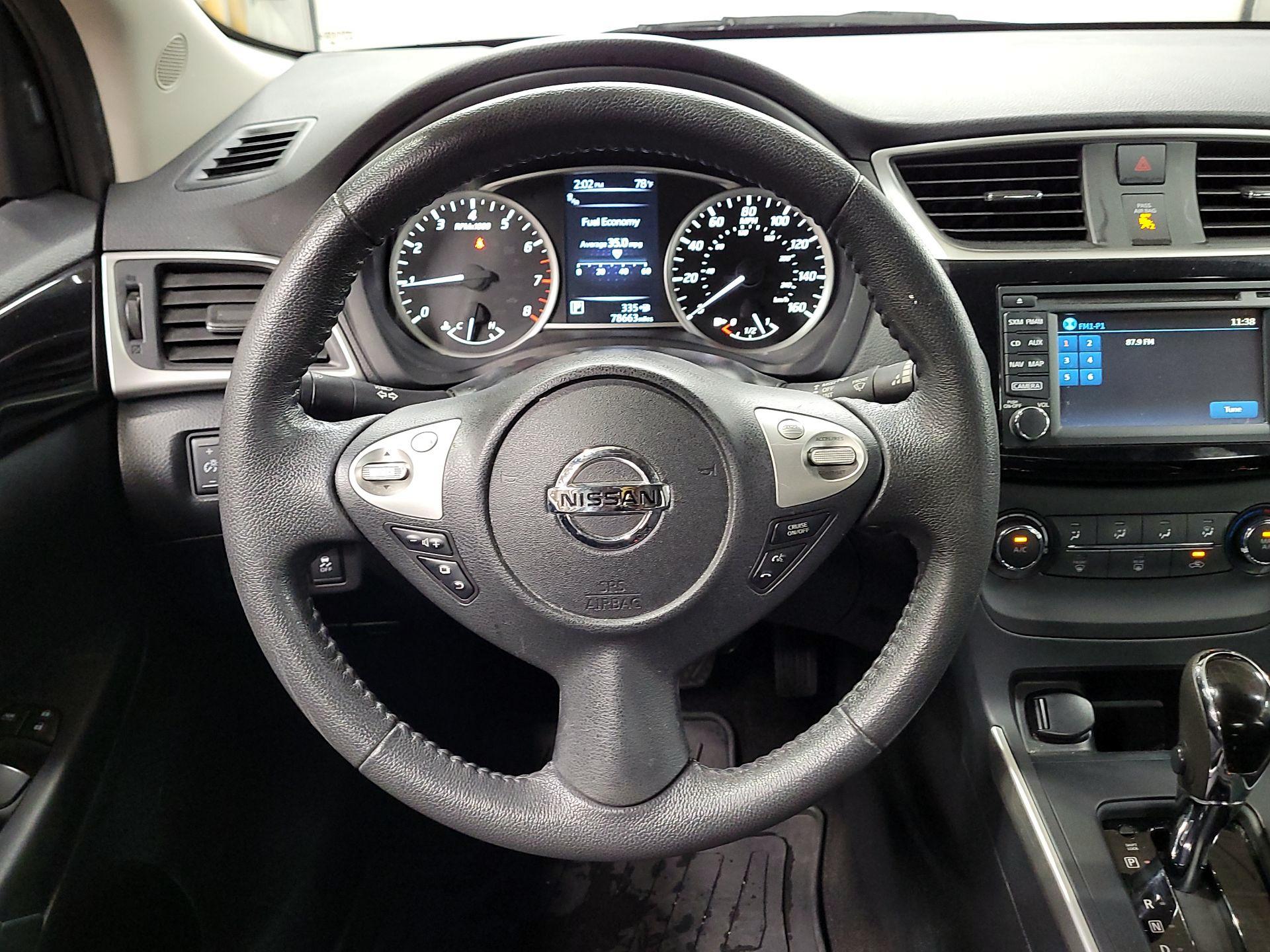 Thumbnail: 2017 Nissan Sentra - 10