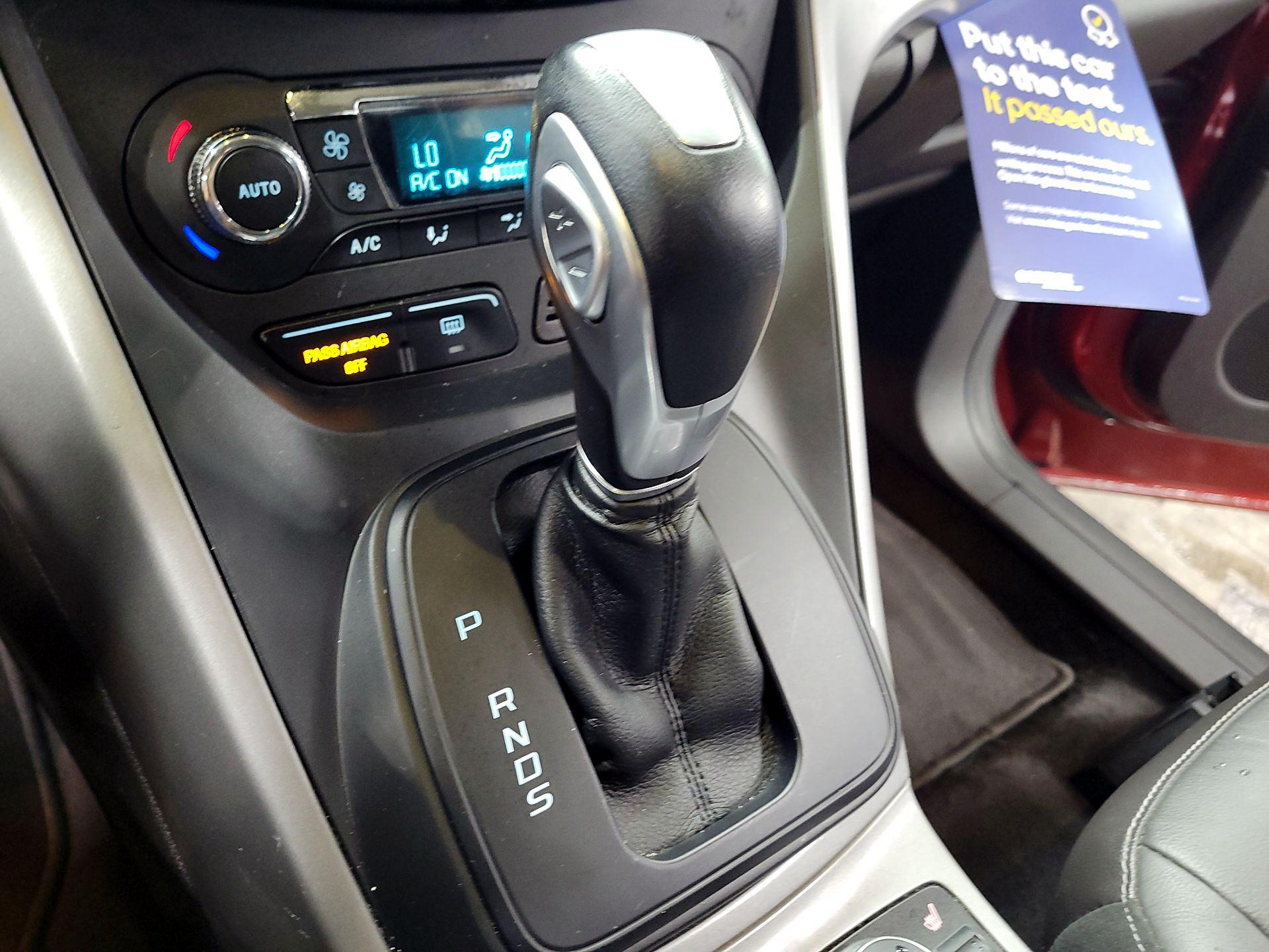 Thumbnail: 2016 Ford Escape - 15