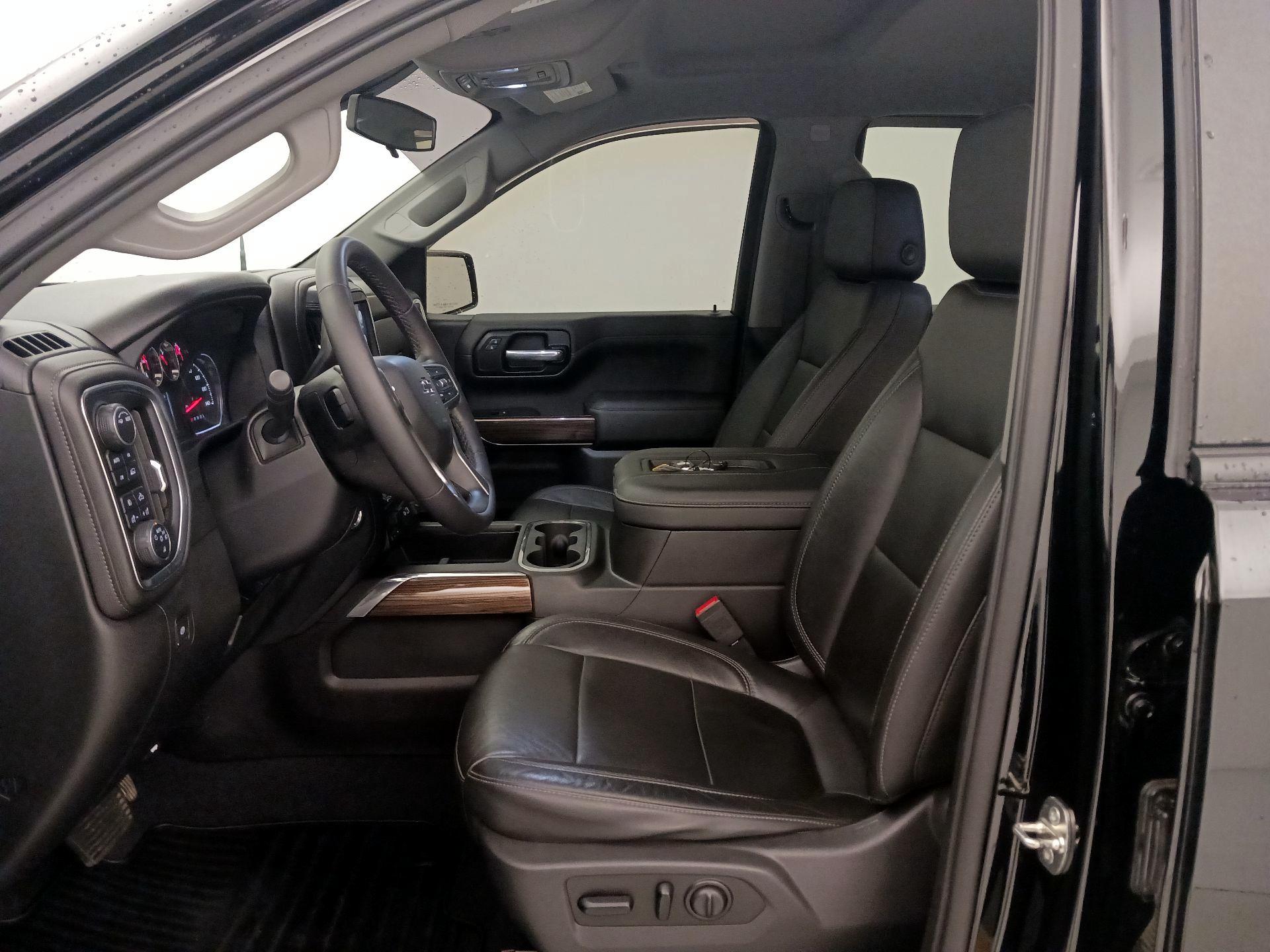 Thumbnail: 2020 Chevrolet Silverado 1500 - 11
