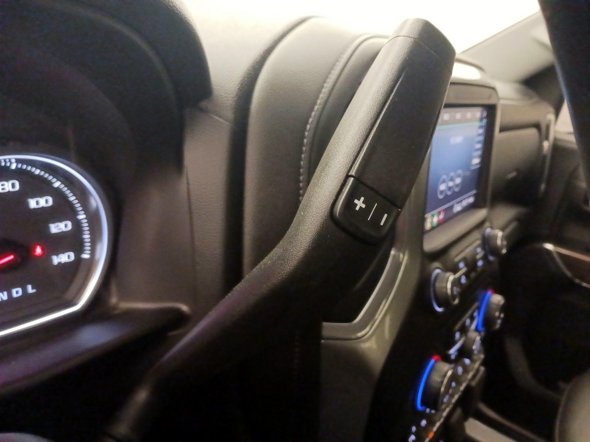 Thumbnail: 2020 Chevrolet Silverado 1500 - 17