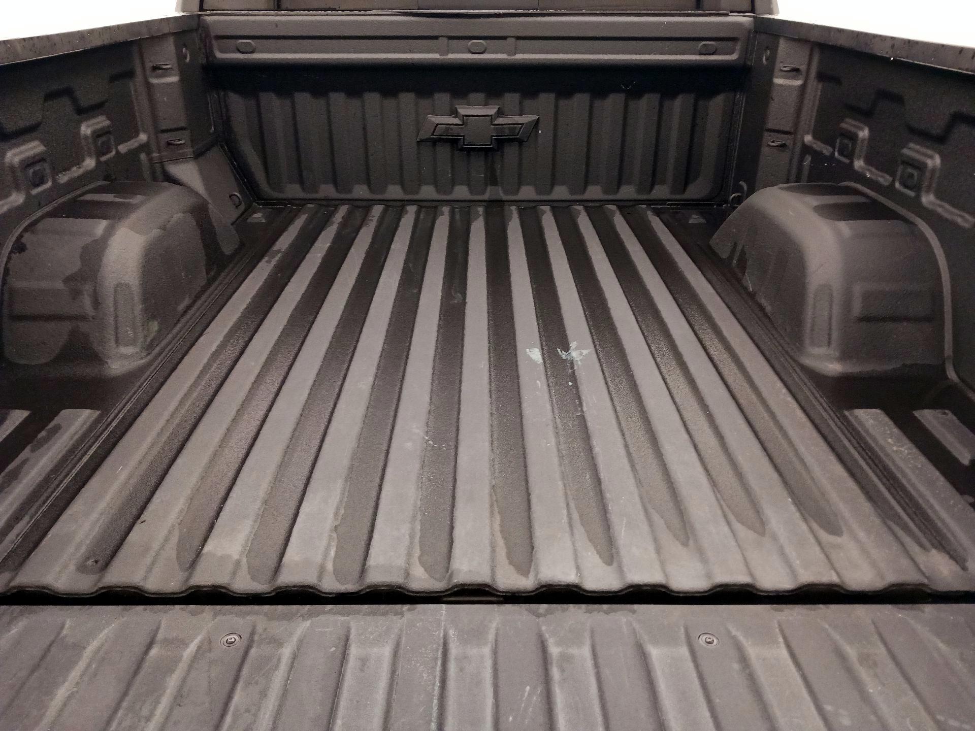 Thumbnail: 2020 Chevrolet Silverado 1500 - 20