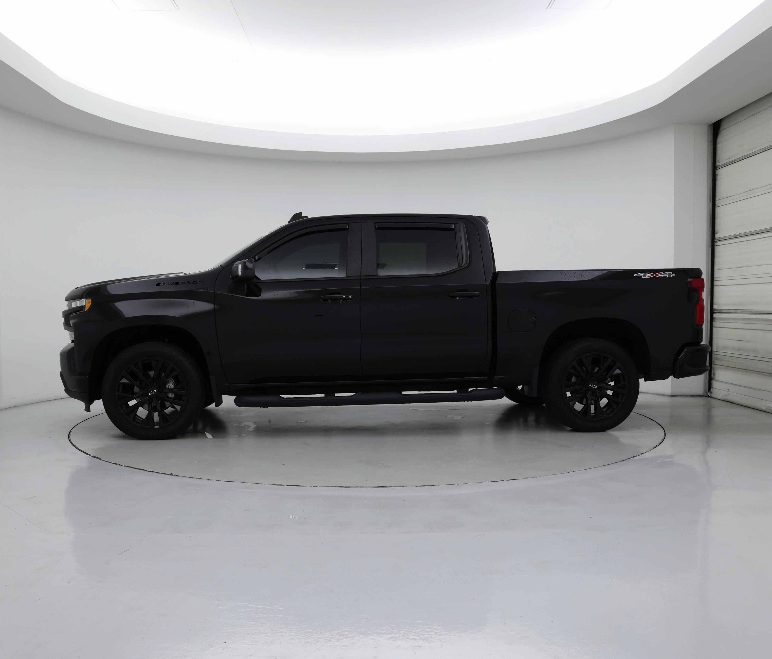 Thumbnail: 2020 Chevrolet Silverado 1500 - 3