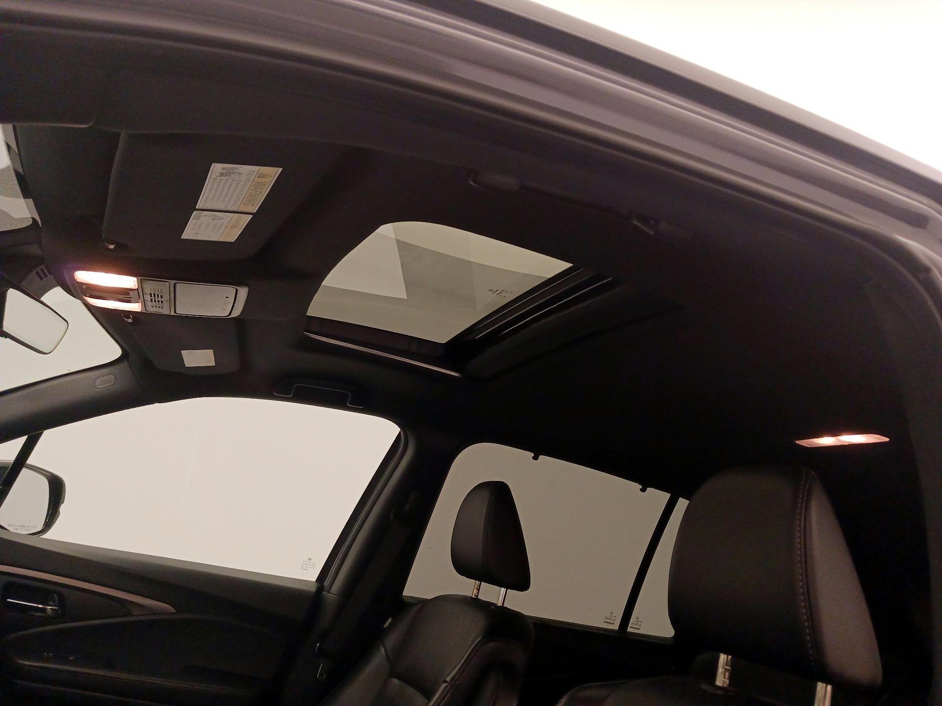Thumbnail: 2019 Honda Passport - 19
