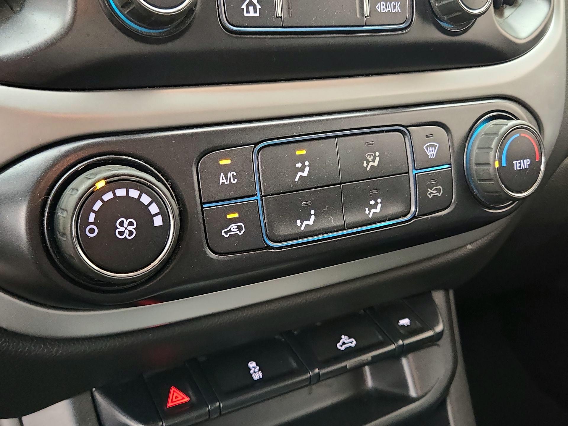 Thumbnail: 2020 Chevrolet Colorado - 16