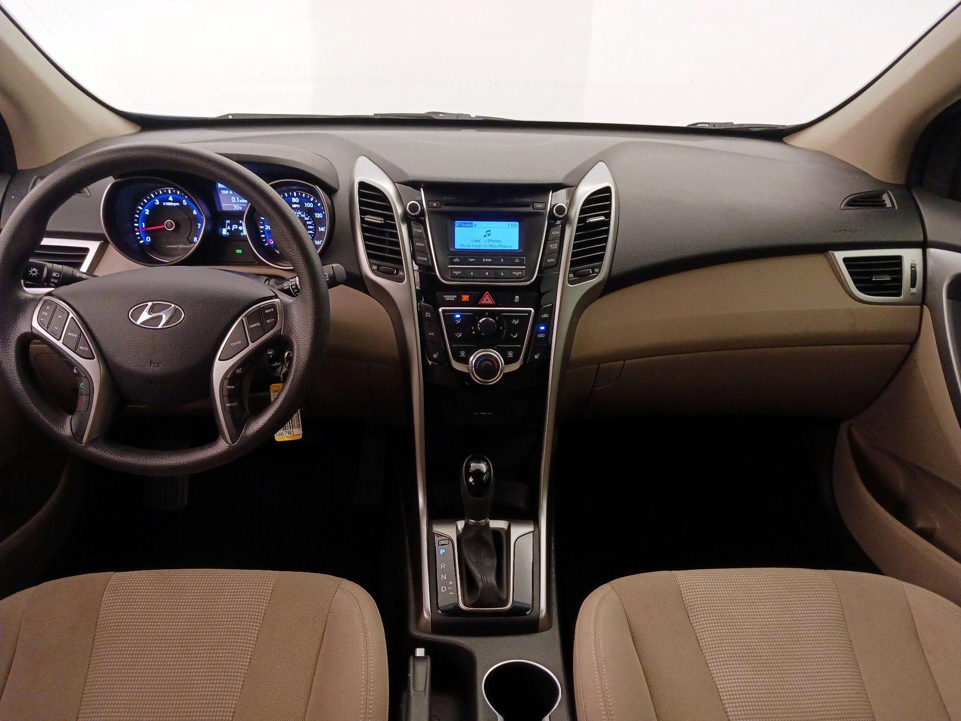 Thumbnail: 2013 Hyundai Elantra - 9