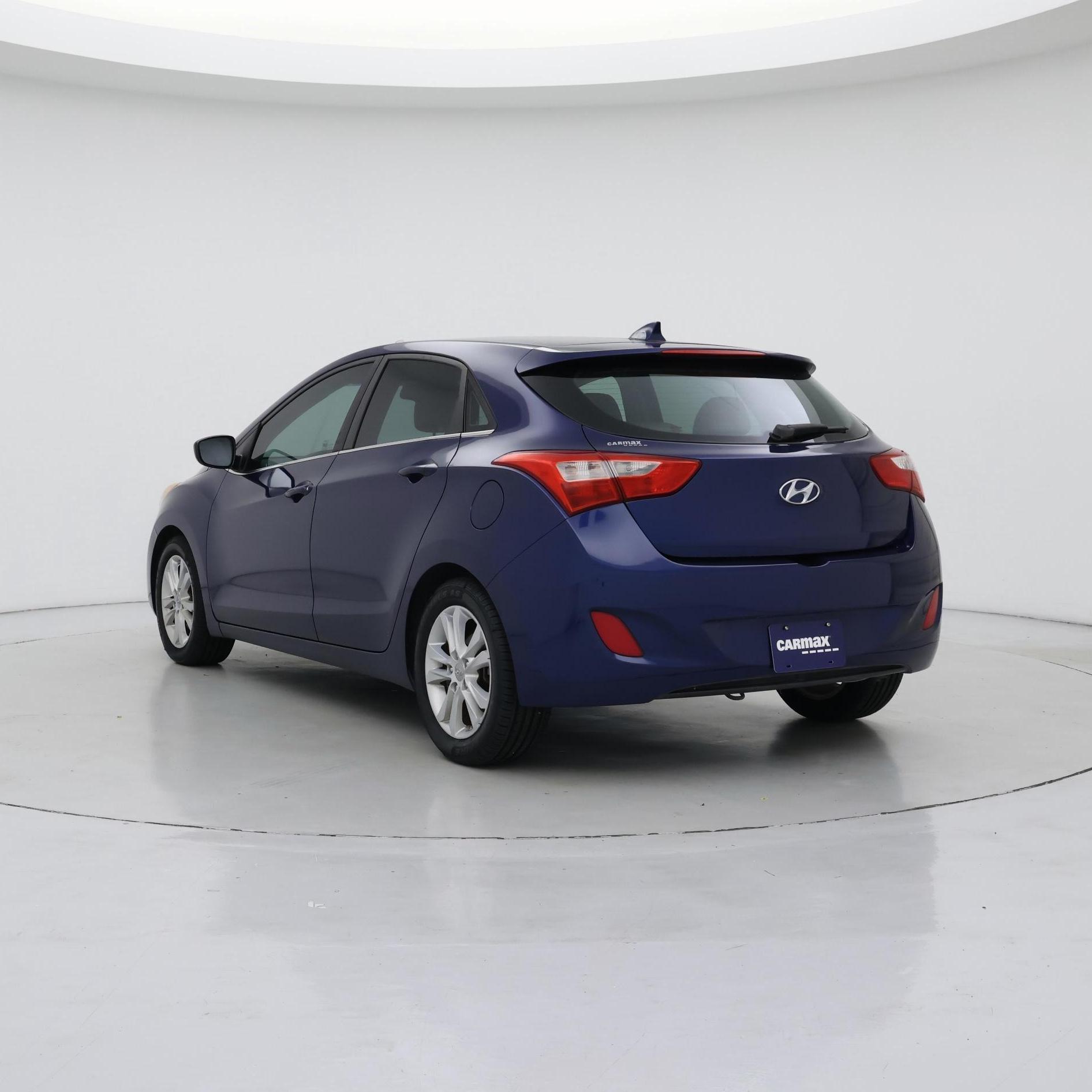 Thumbnail: 2013 Hyundai Elantra - 2