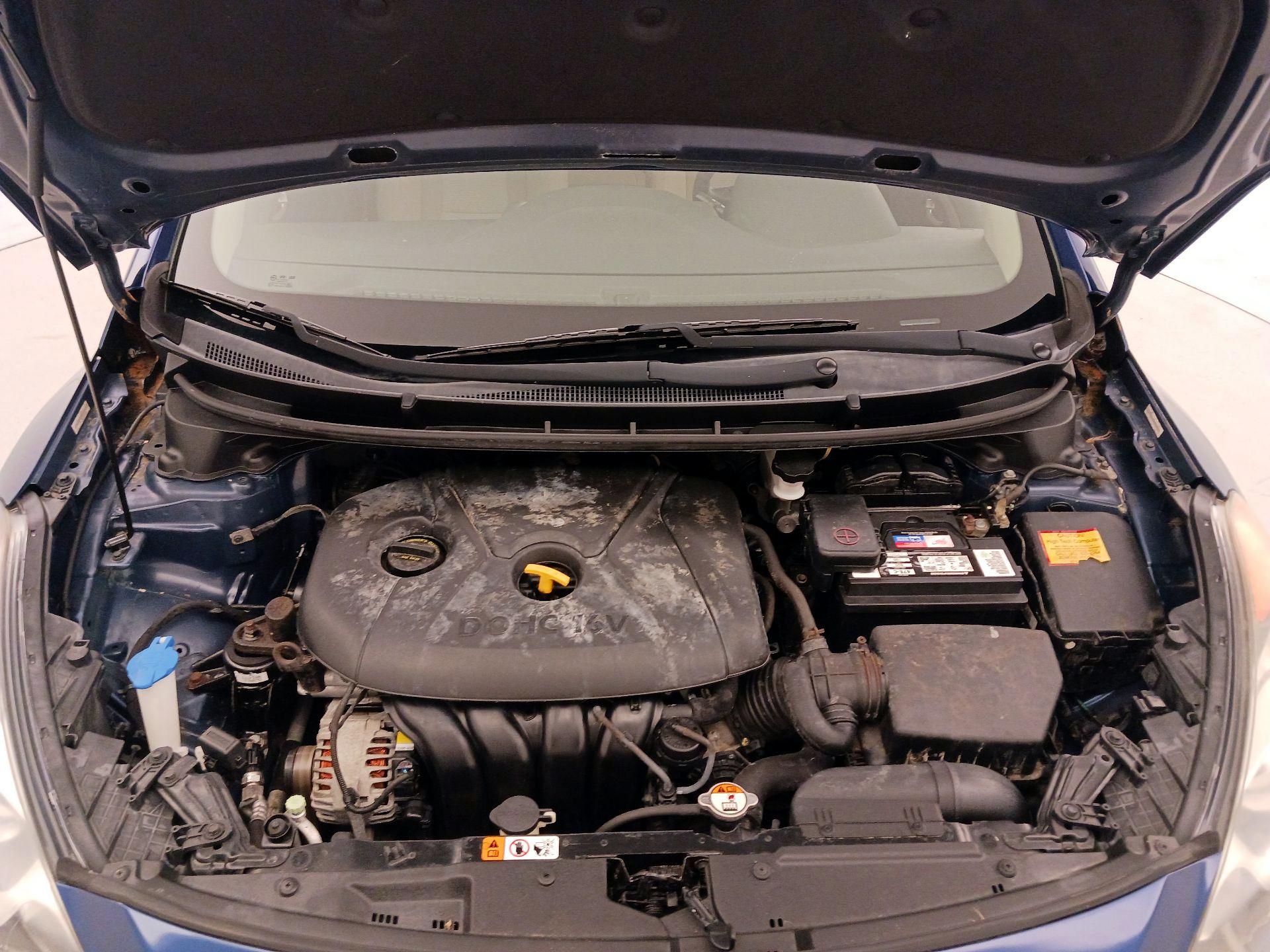 Thumbnail: 2013 Hyundai Elantra - 20