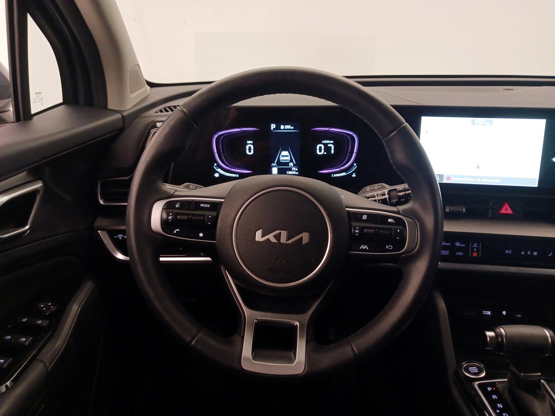 Thumbnail: 2023 Kia Sportage - 10