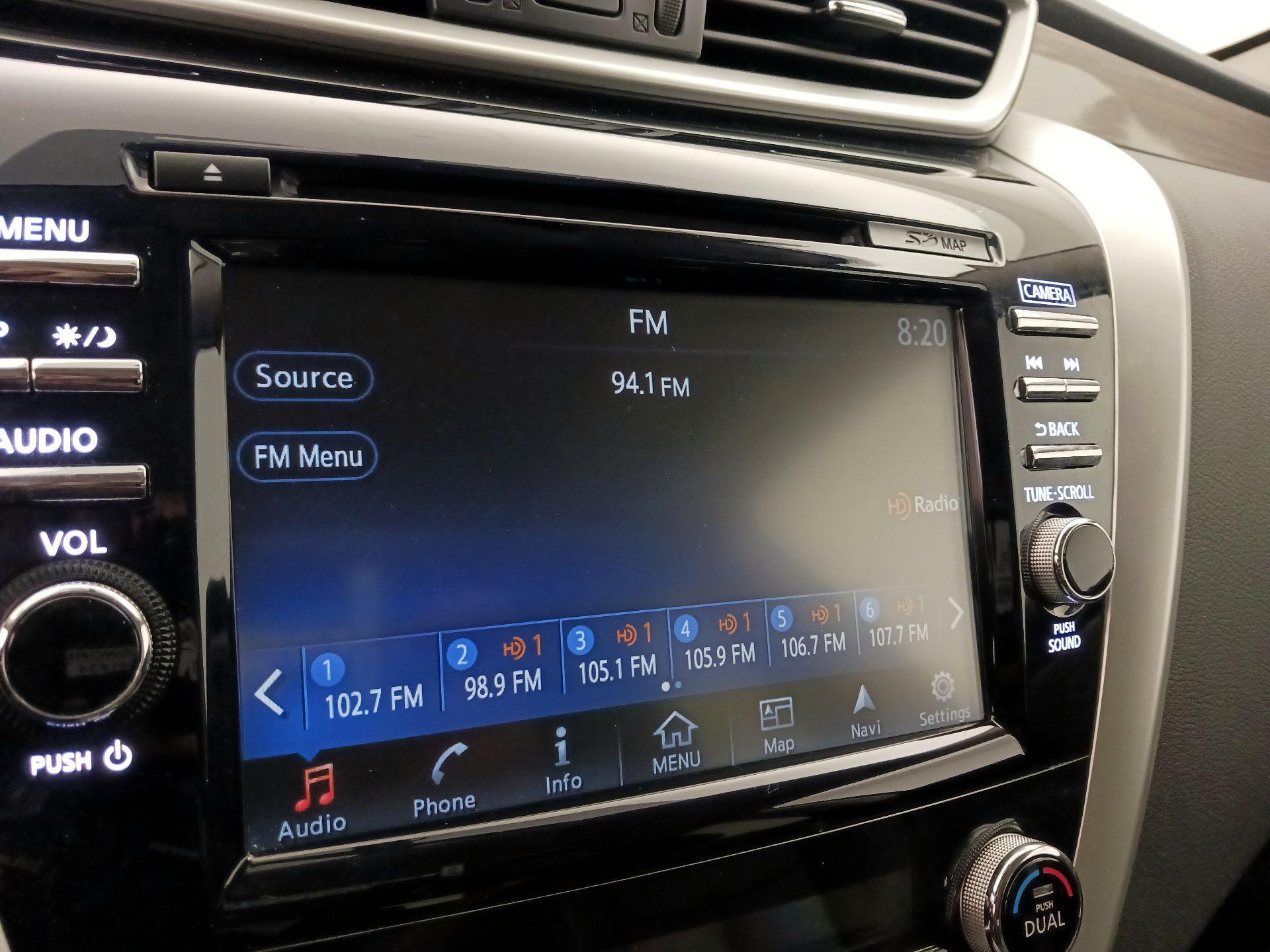 Thumbnail: 2017 Nissan Murano - 16