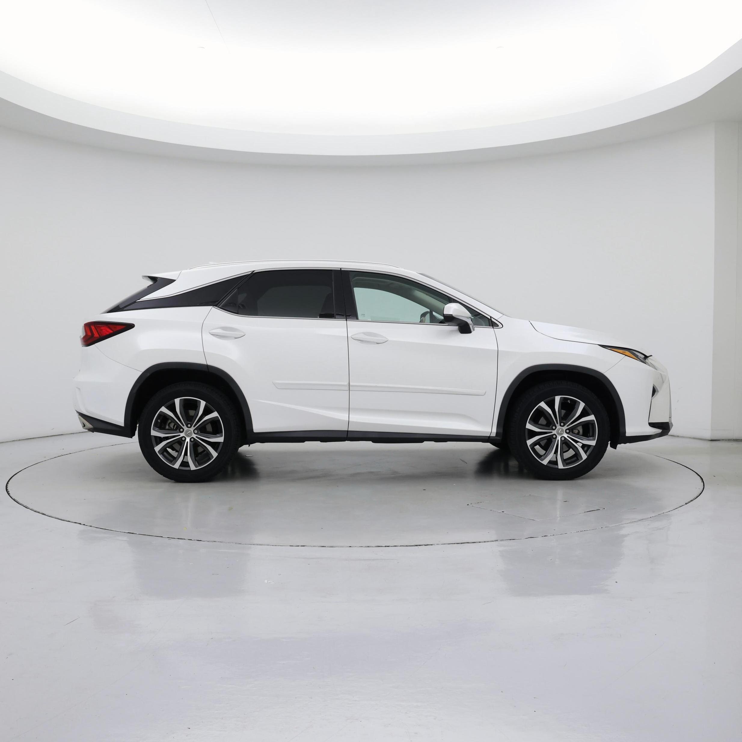 Thumbnail: 2017 Lexus RX - 7