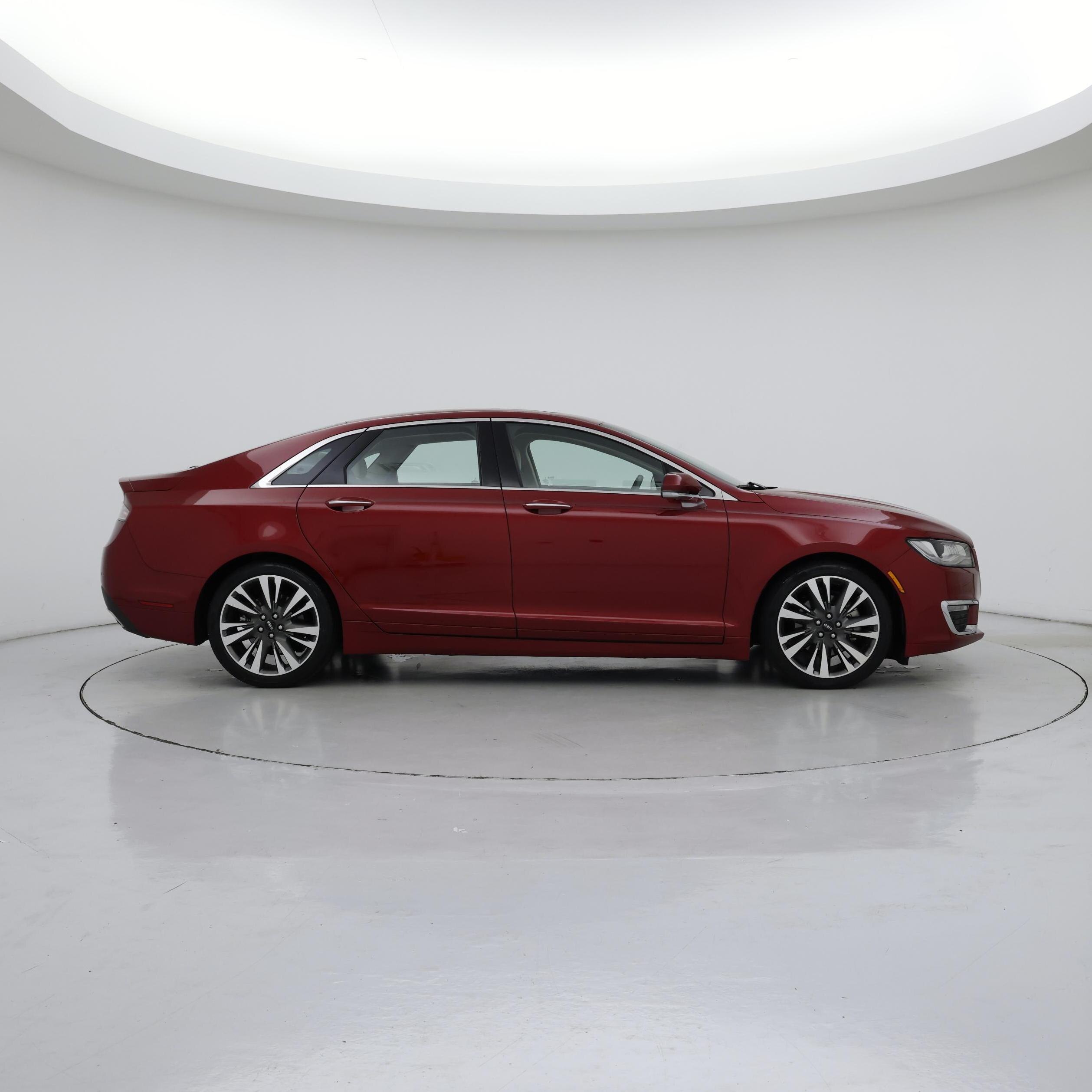 Thumbnail: 2017 Lincoln MKZ - 7