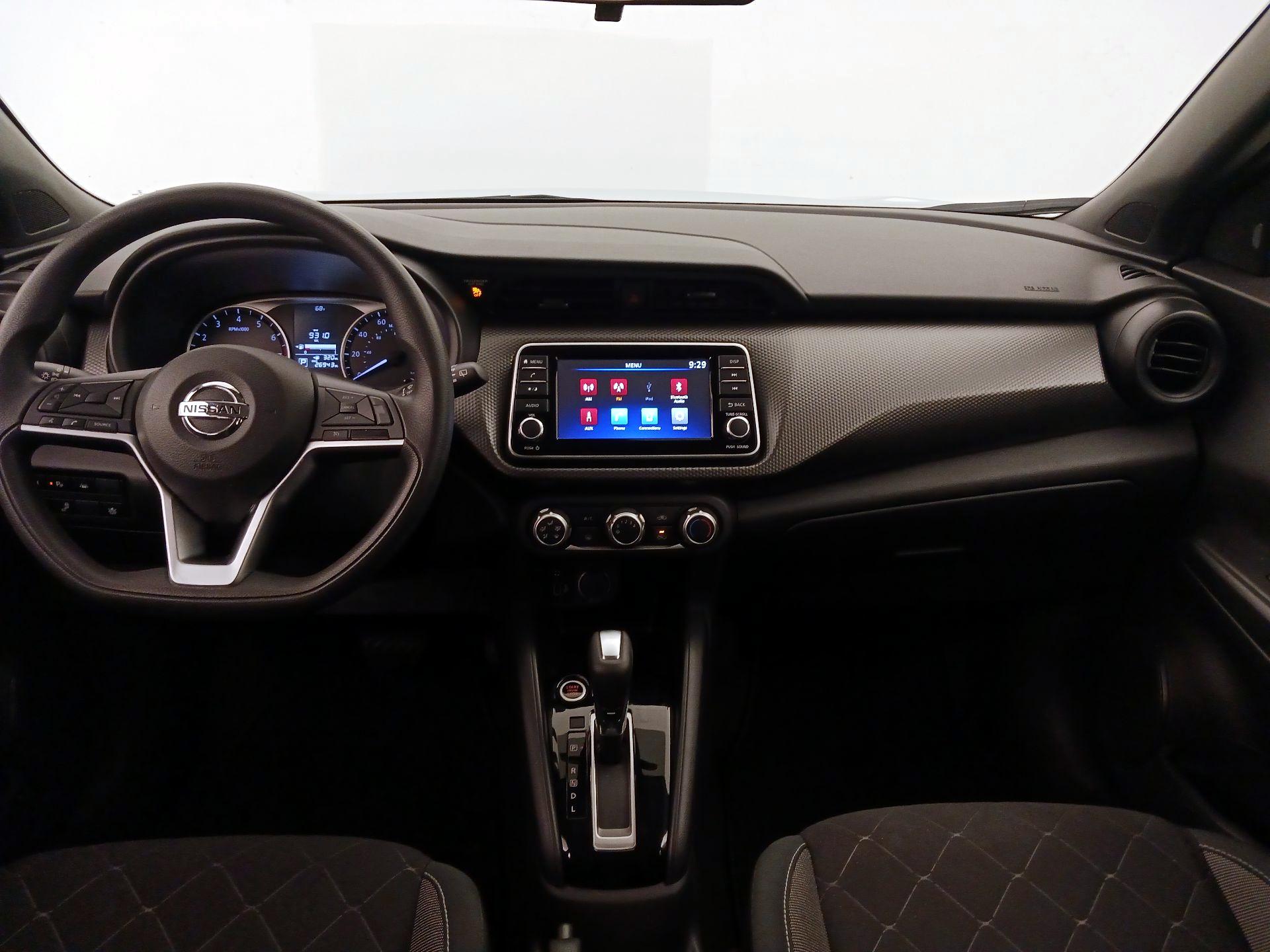 Thumbnail: 2020 Nissan Kicks - 9