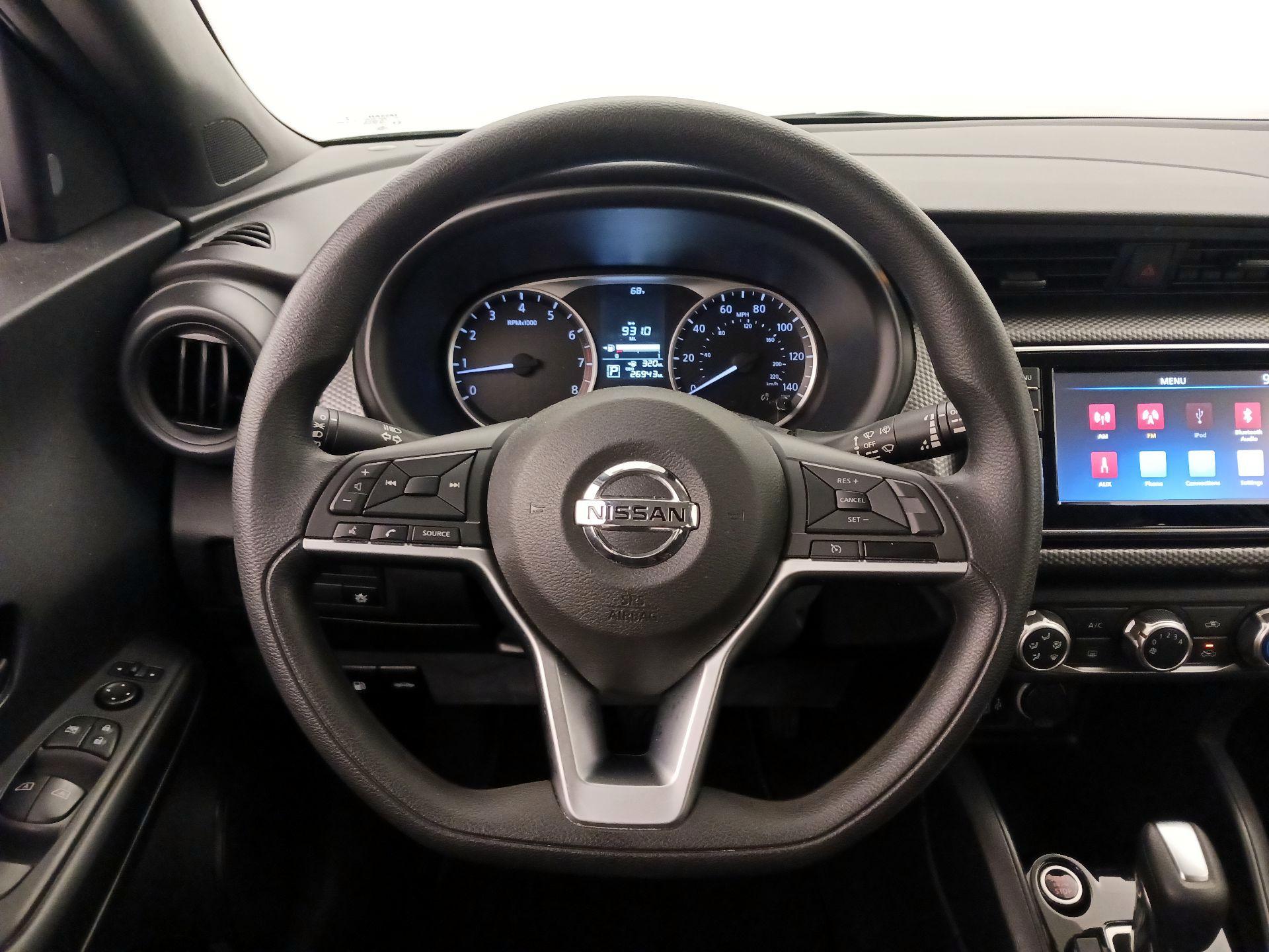 Thumbnail: 2020 Nissan Kicks - 10