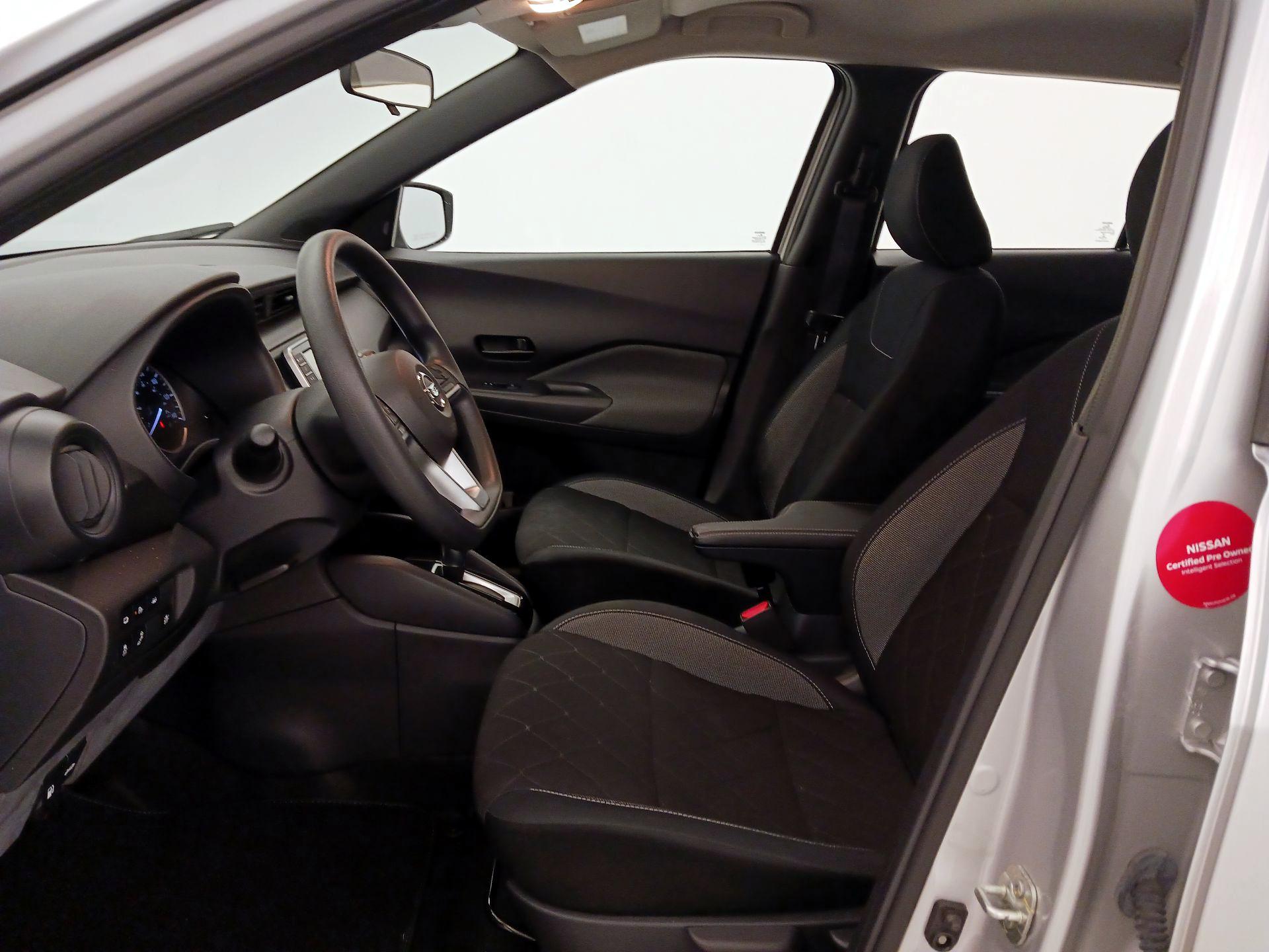 Thumbnail: 2020 Nissan Kicks - 11