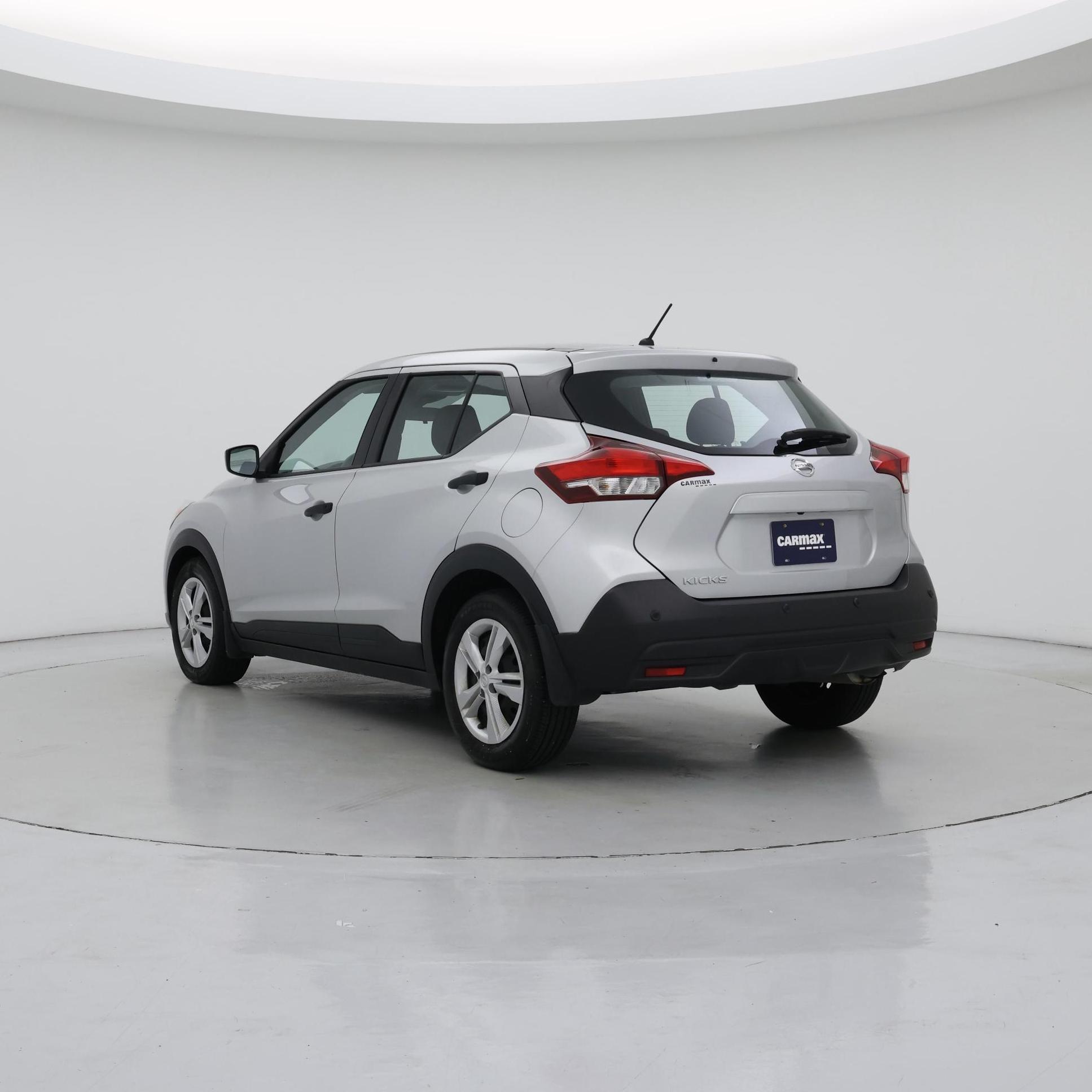 Thumbnail: 2020 Nissan Kicks - 2