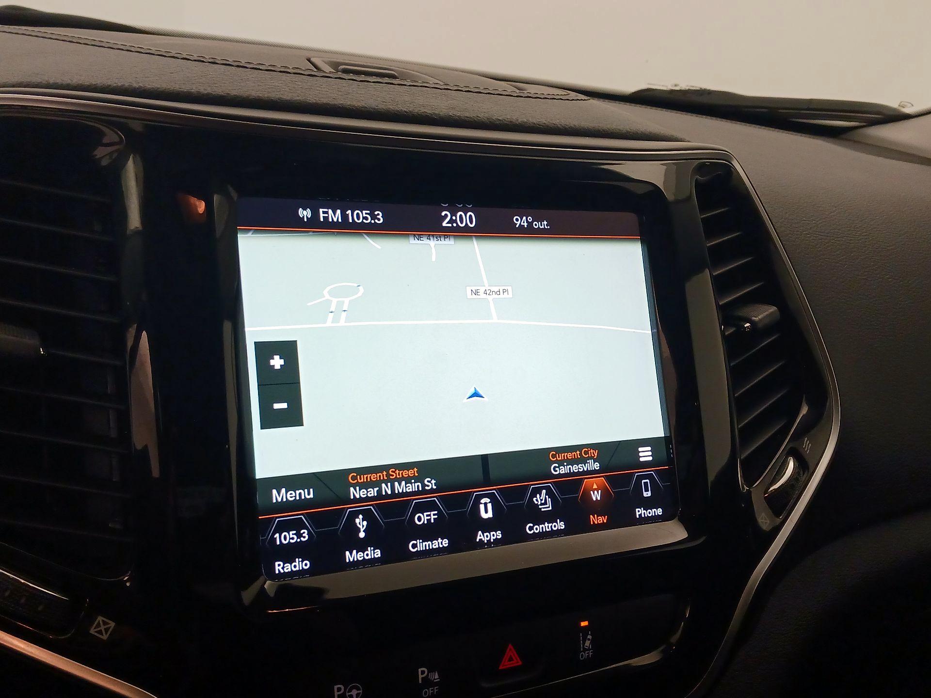Thumbnail: 2019 Jeep Cherokee - 14