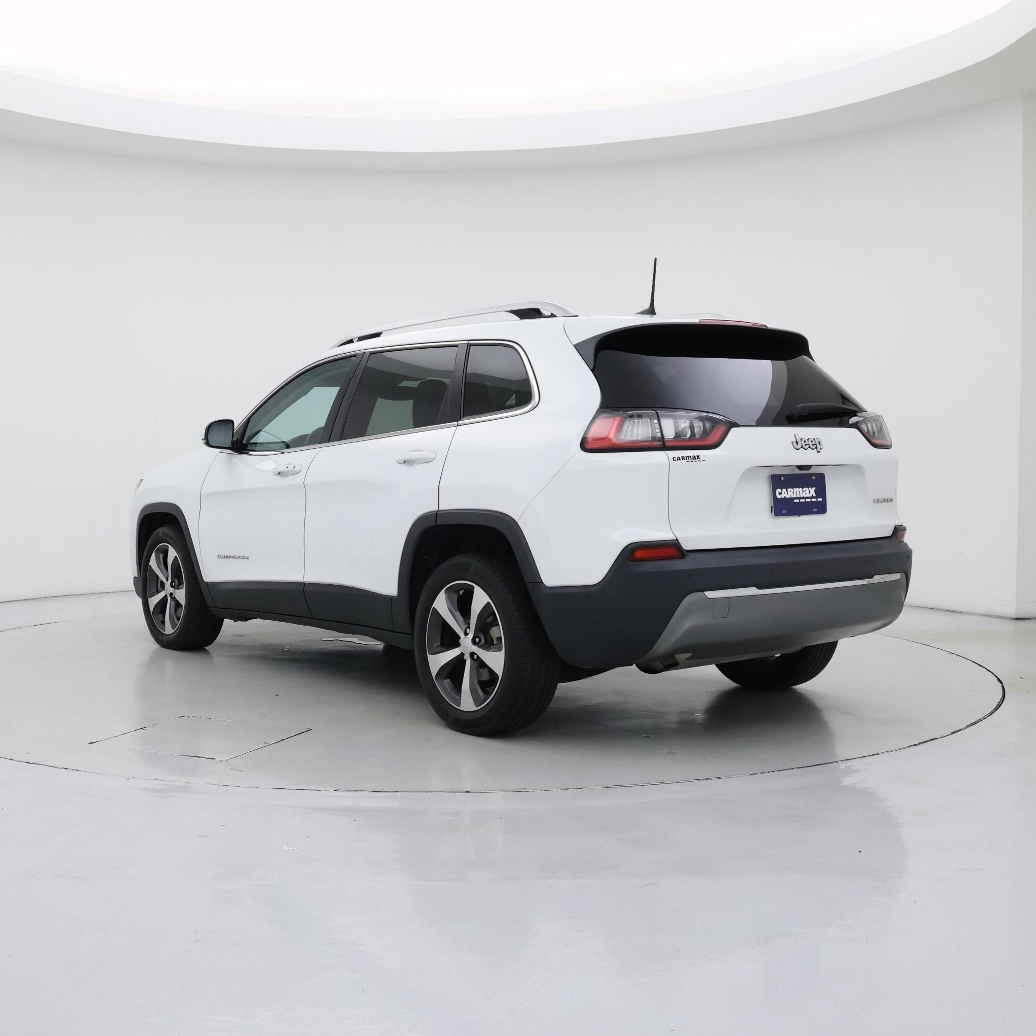 Thumbnail: 2019 Jeep Cherokee - 2