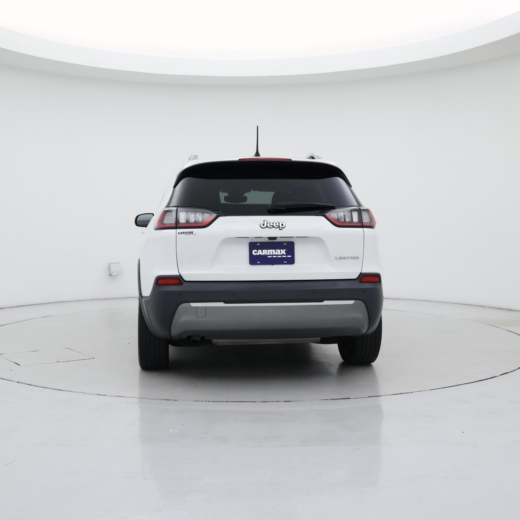 Thumbnail: 2019 Jeep Cherokee - 6