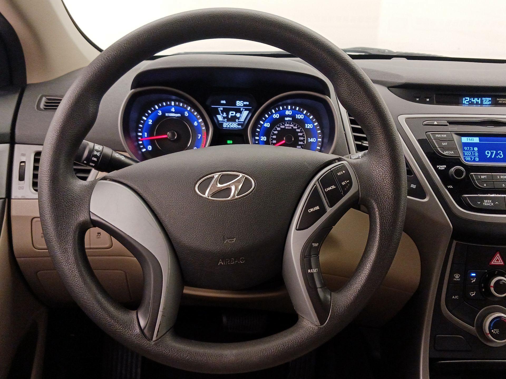 Thumbnail: 2016 Hyundai Elantra - 10