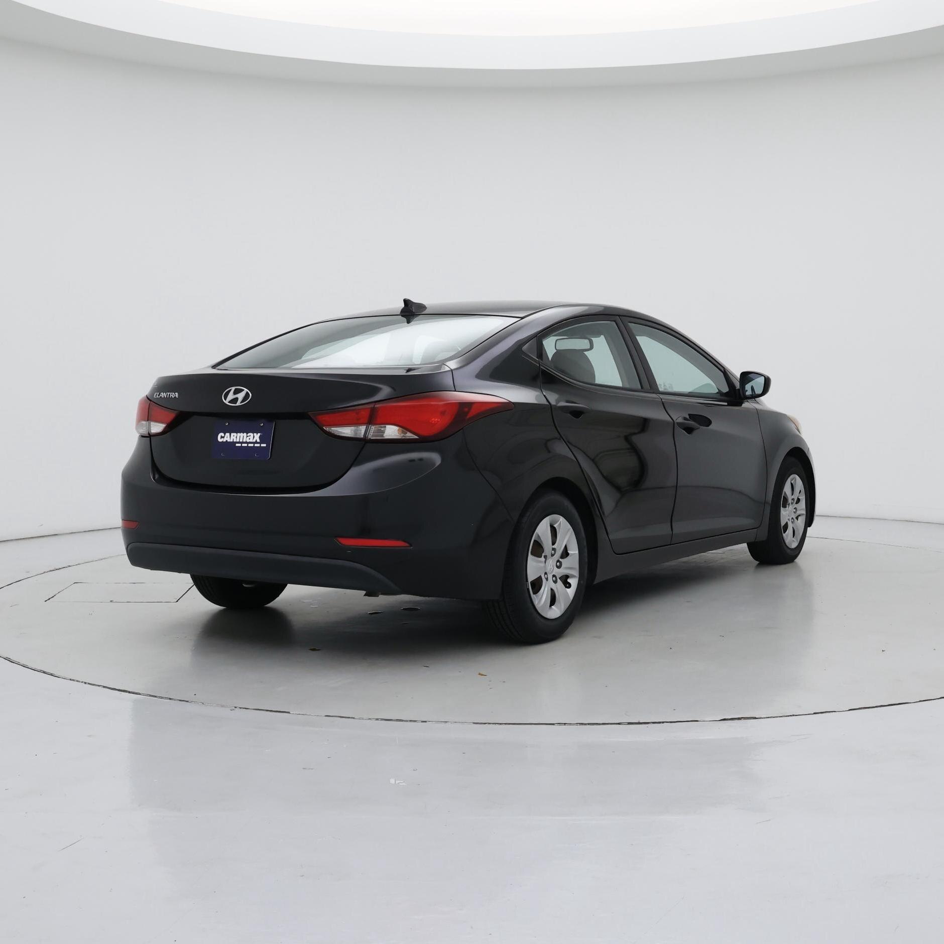 Thumbnail: 2016 Hyundai Elantra - 8