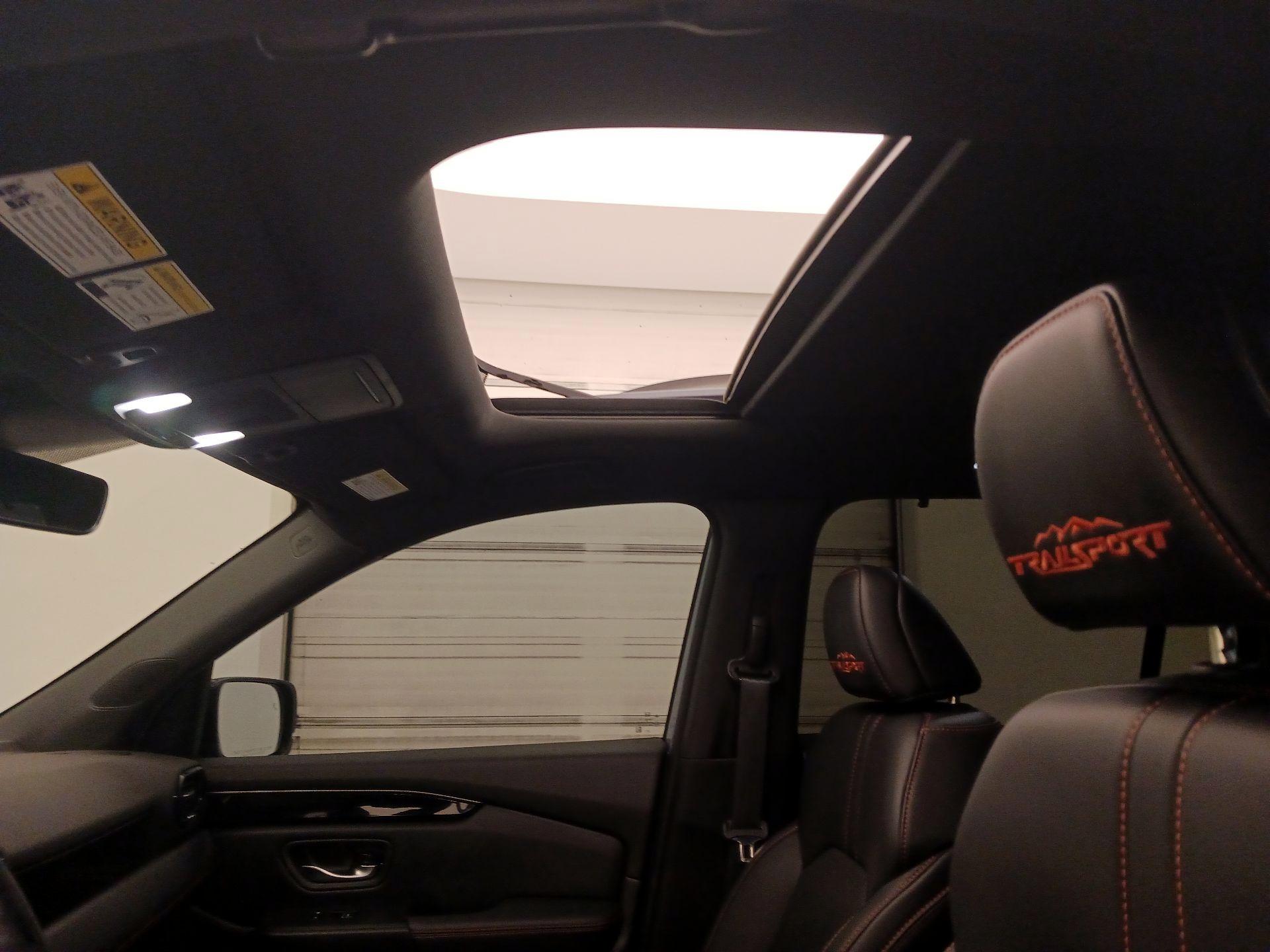 Thumbnail: 2021 Honda Pilot - 17