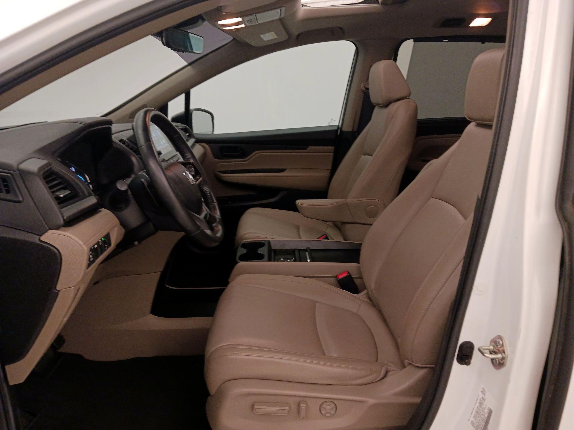 Thumbnail: 2020 Honda Odyssey - 11