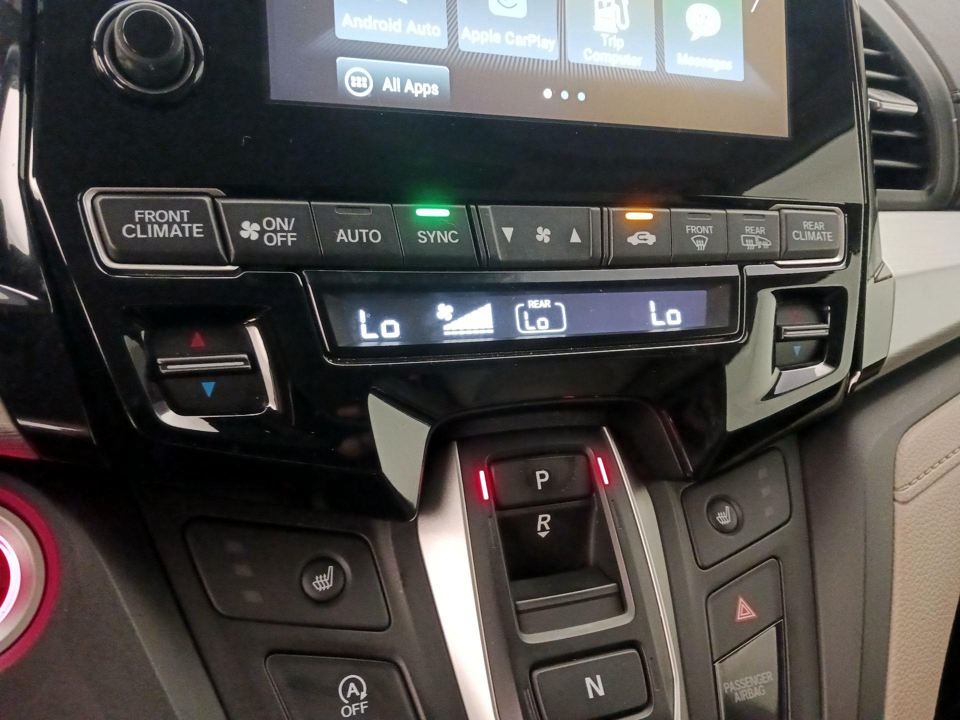 Thumbnail: 2020 Honda Odyssey - 16